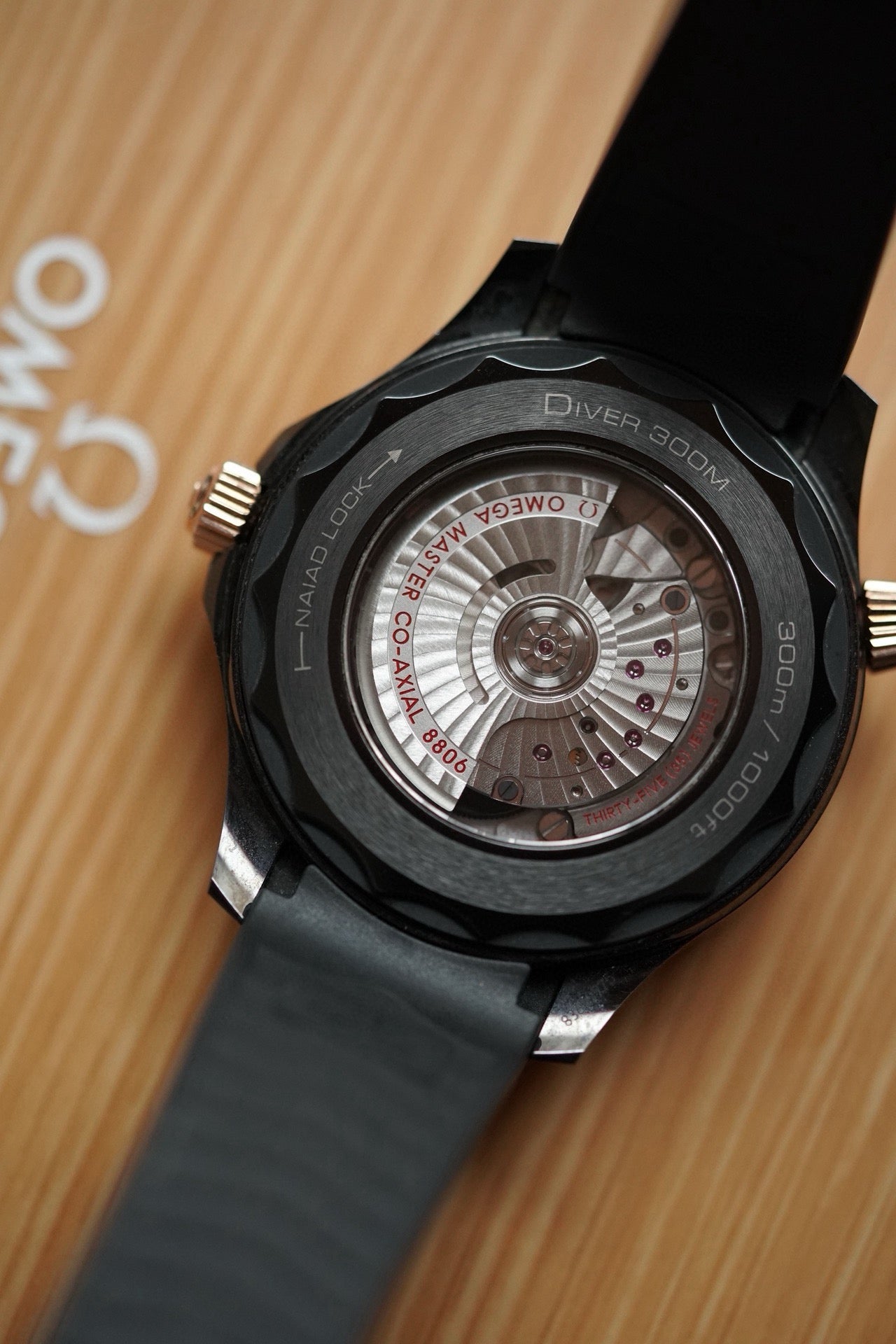Omega 210.62.44.20.01.001