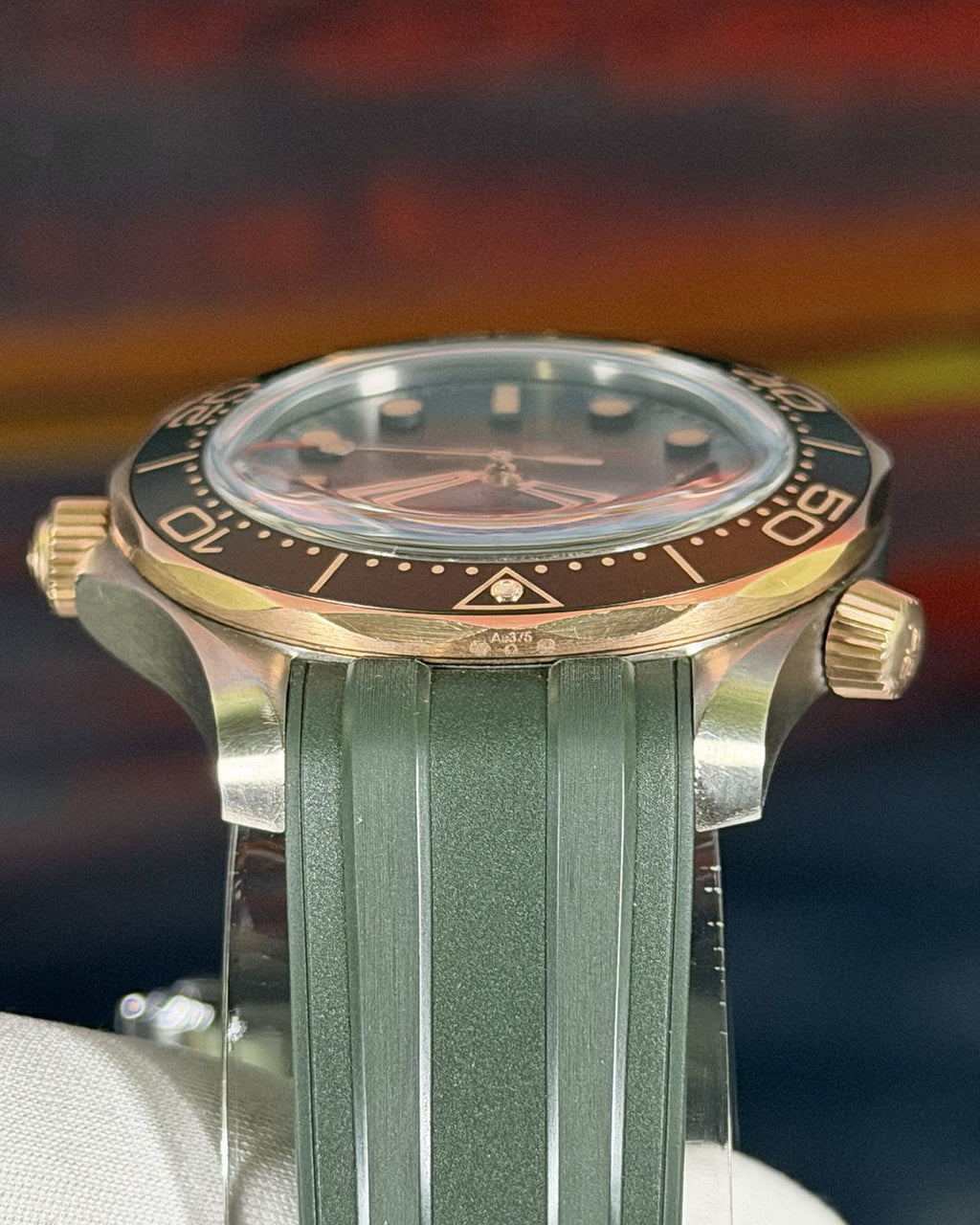 Omega 210.90.42.20.10.001