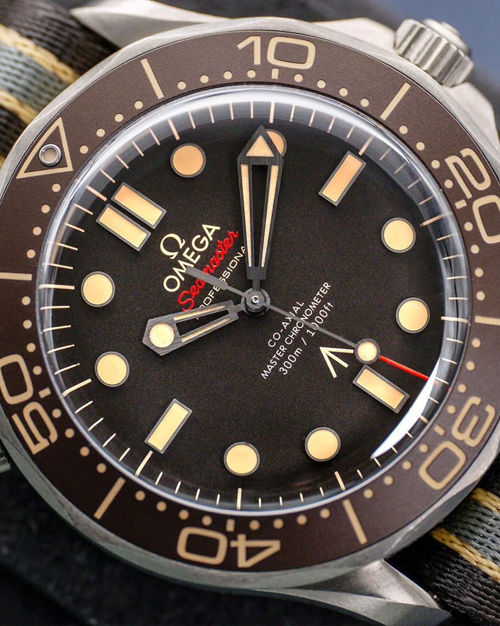 Omega 210.92.42.20.01.001