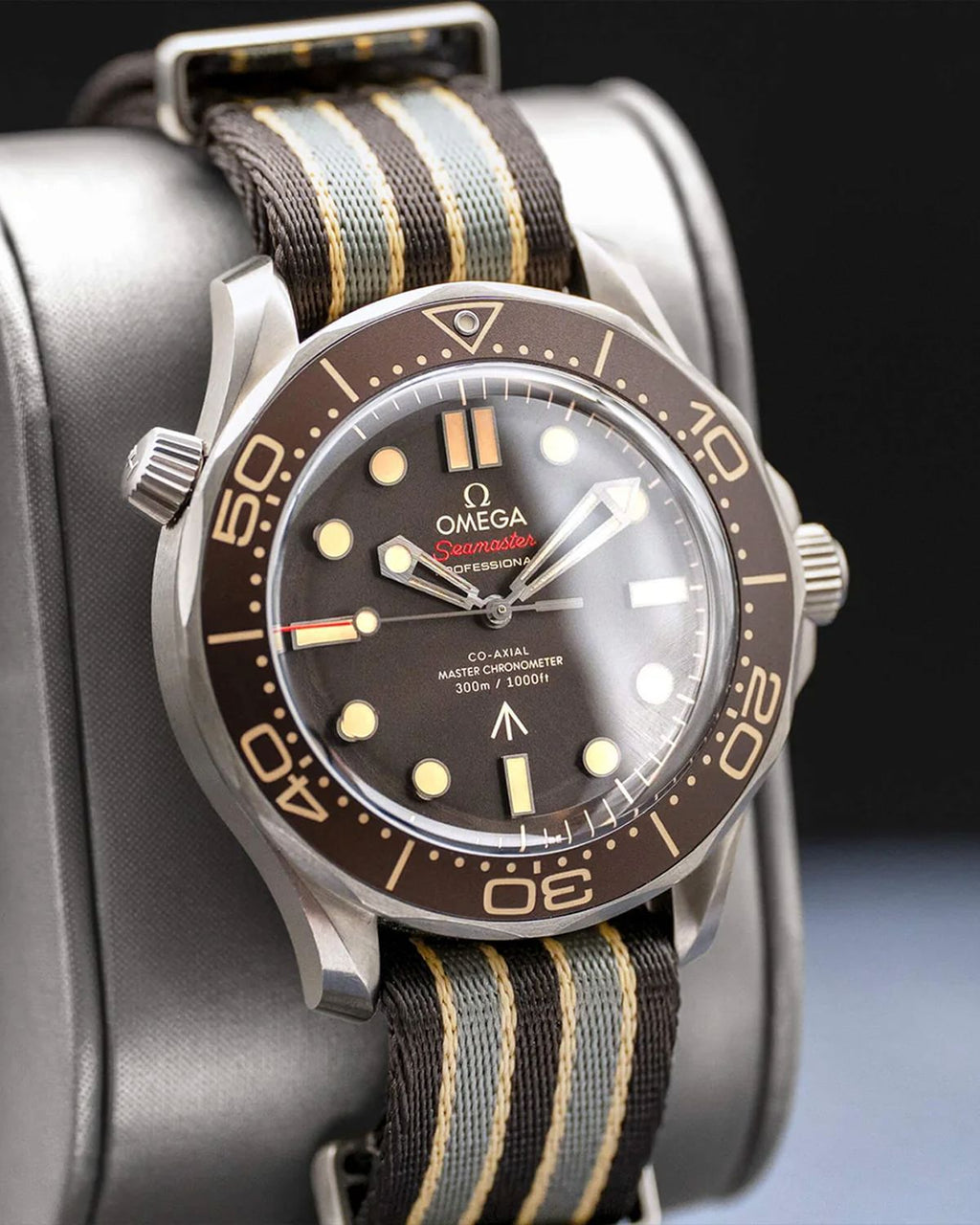 Omega 210.92.42.20.01.001