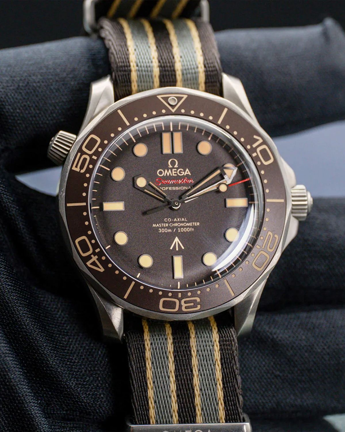 Omega 210.92.42.20.01.001