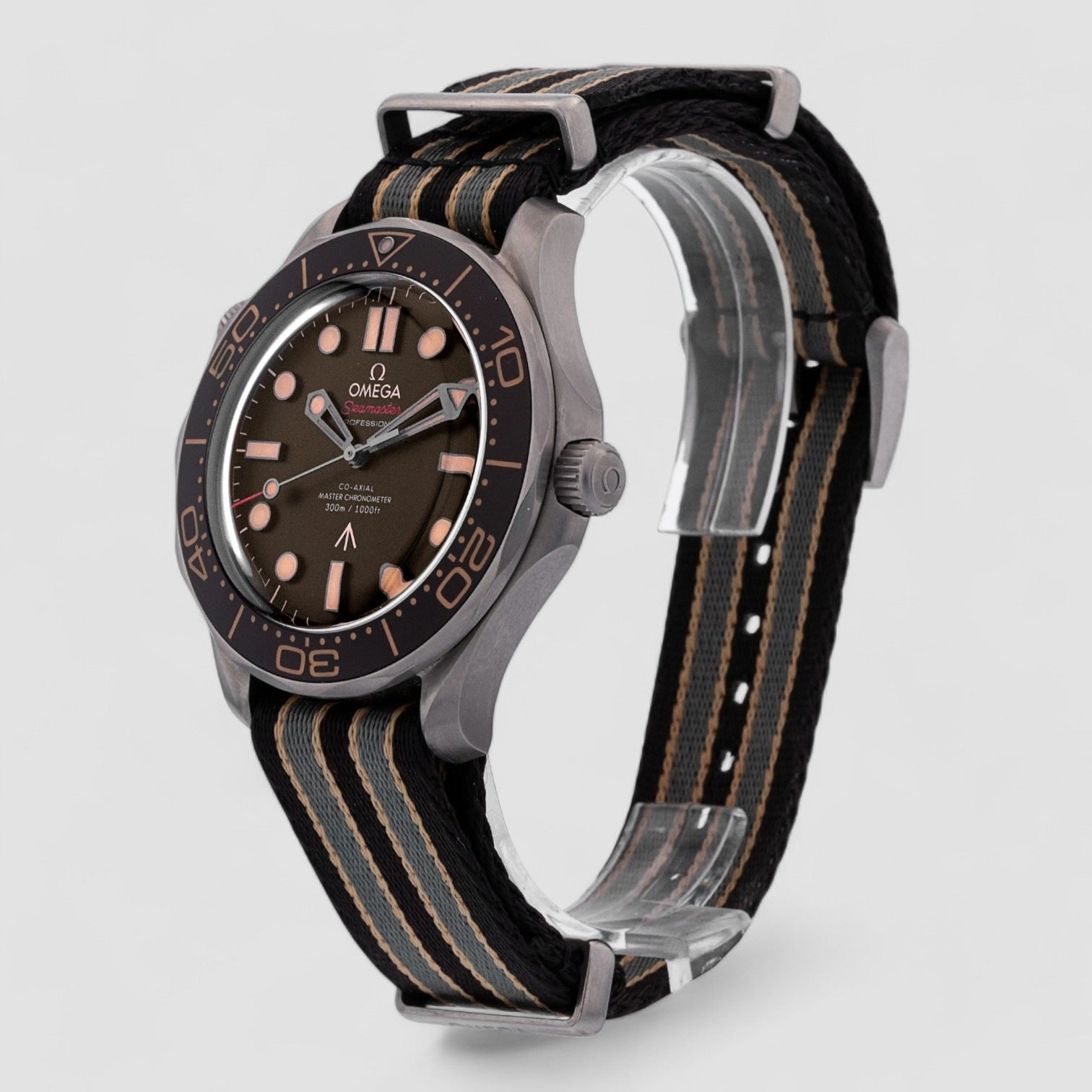 Omega 210.92.42.20.01.001