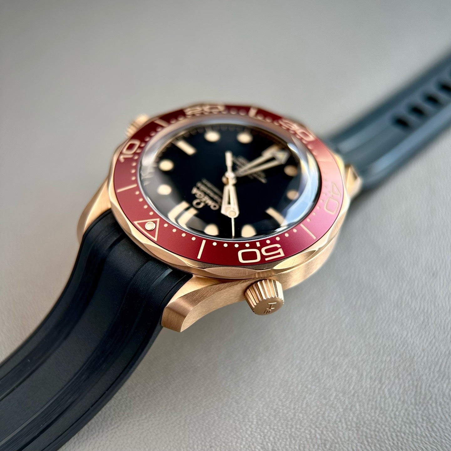 Omega 210.92.42.20.01.003