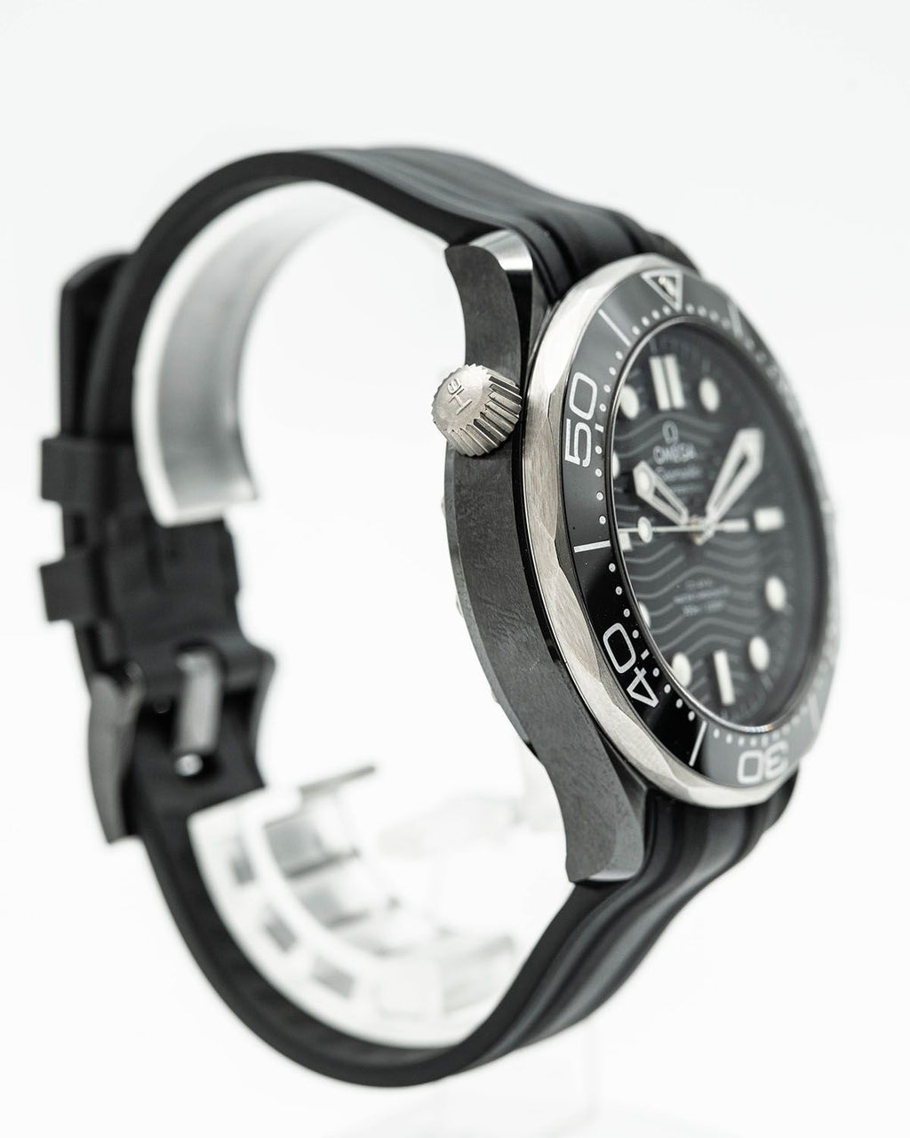 Omega 210.92.44.20.01.001