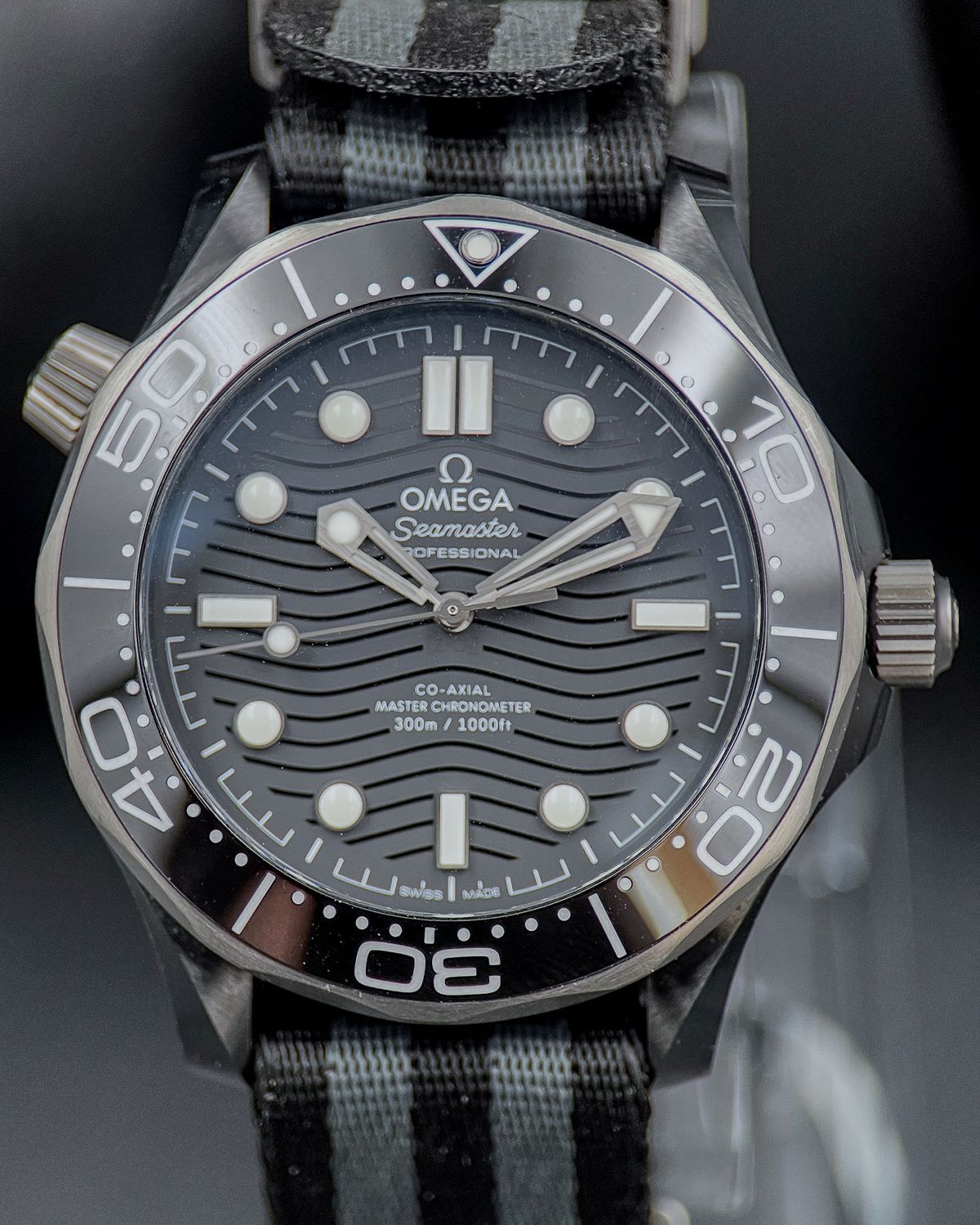 Omega 210.92.44.20.01.002