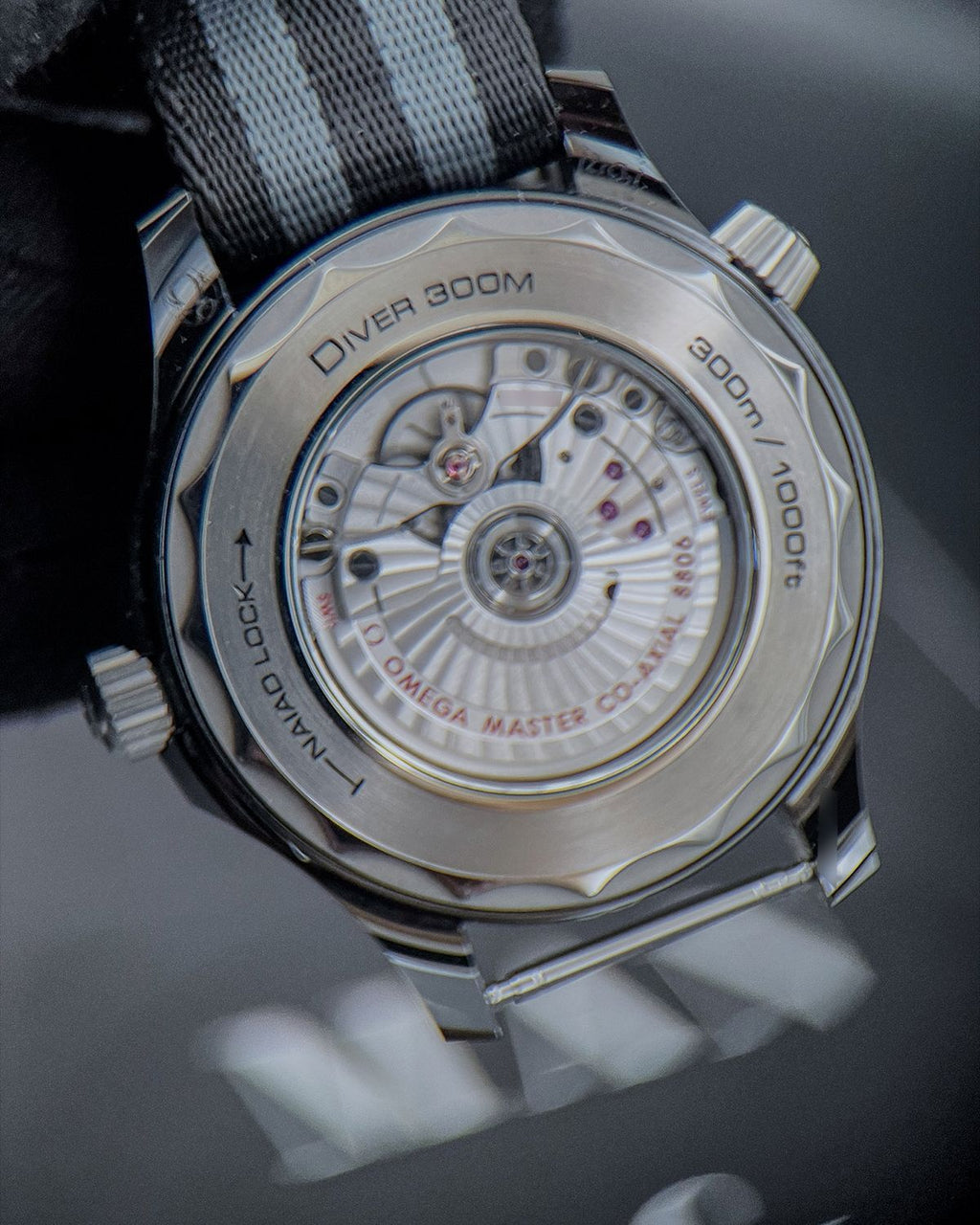 Omega 210.92.44.20.01.002