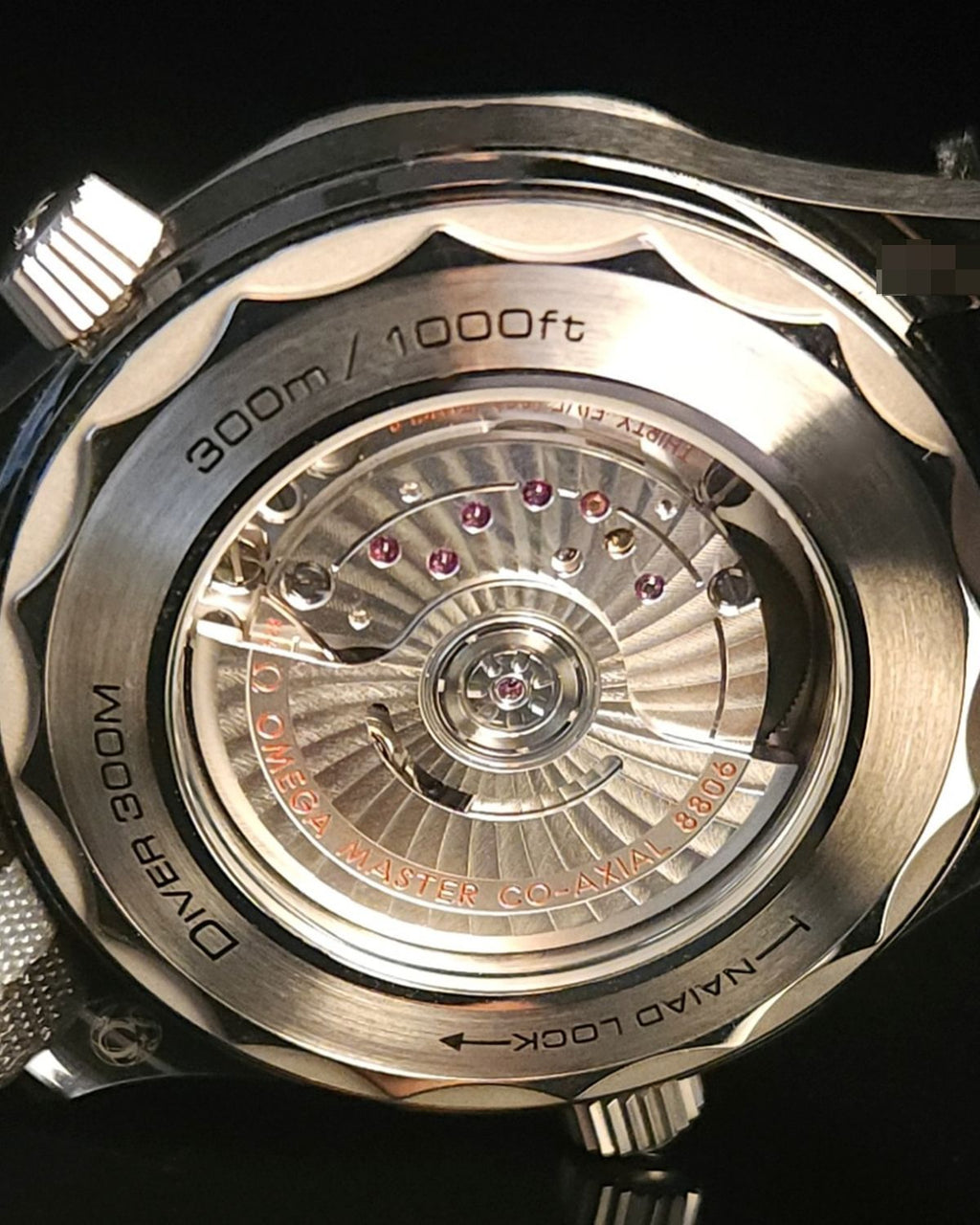 Omega 210.92.44.20.01.002