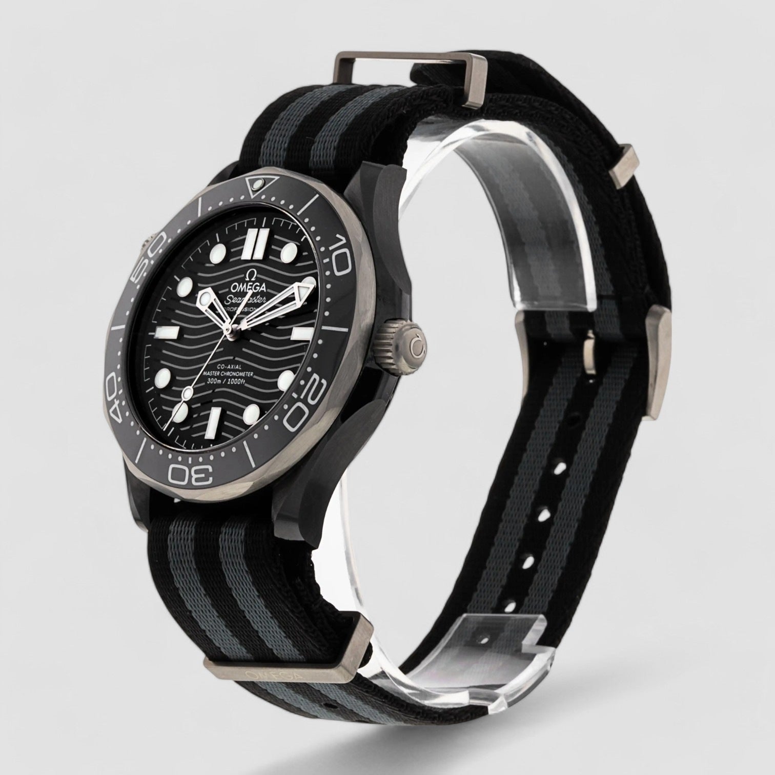 Omega 210.92.44.20.01.002