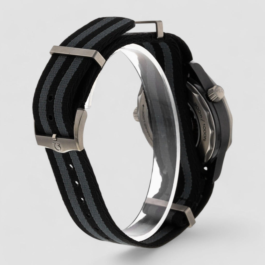 Omega 210.92.44.20.01.002