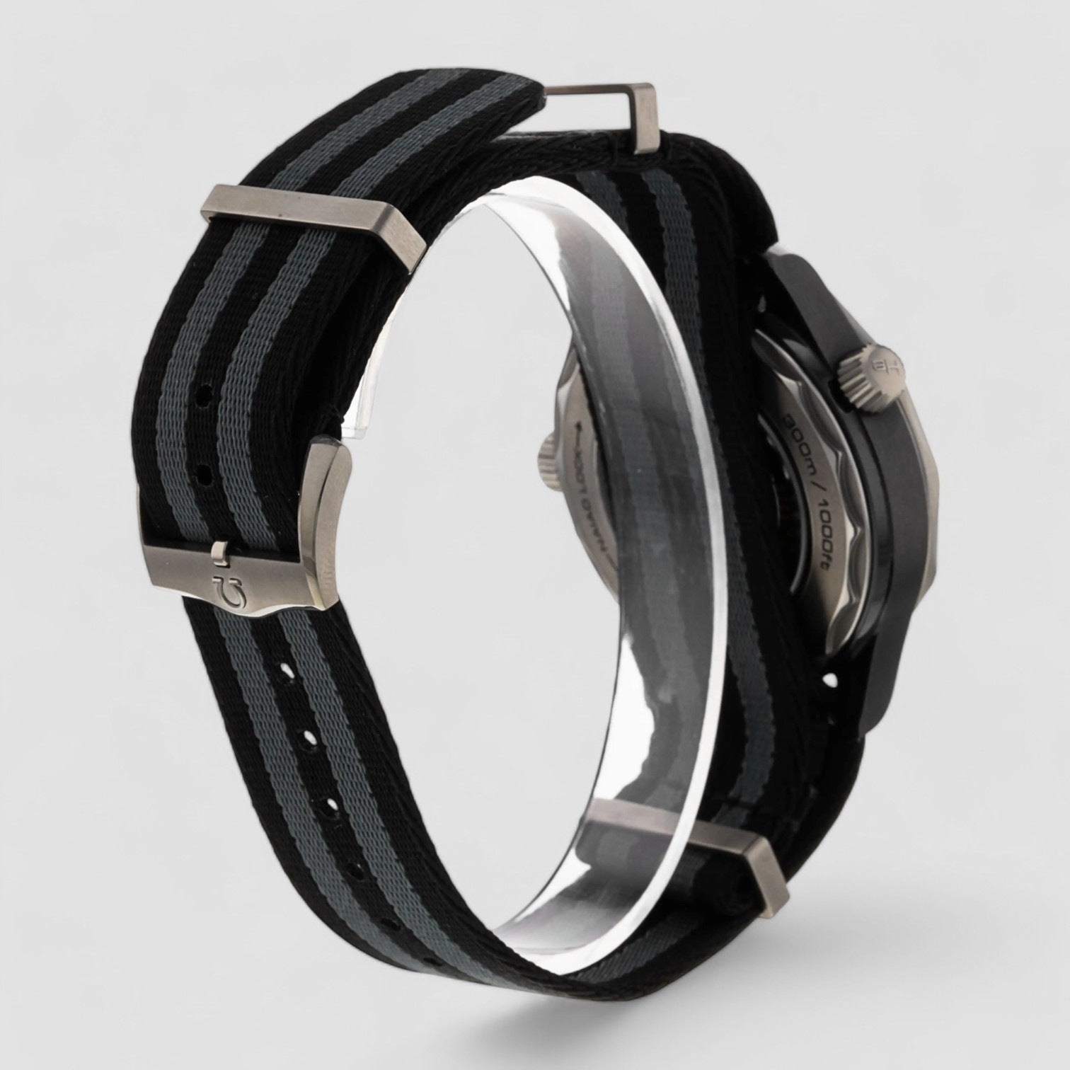 Omega 210.92.44.20.01.002
