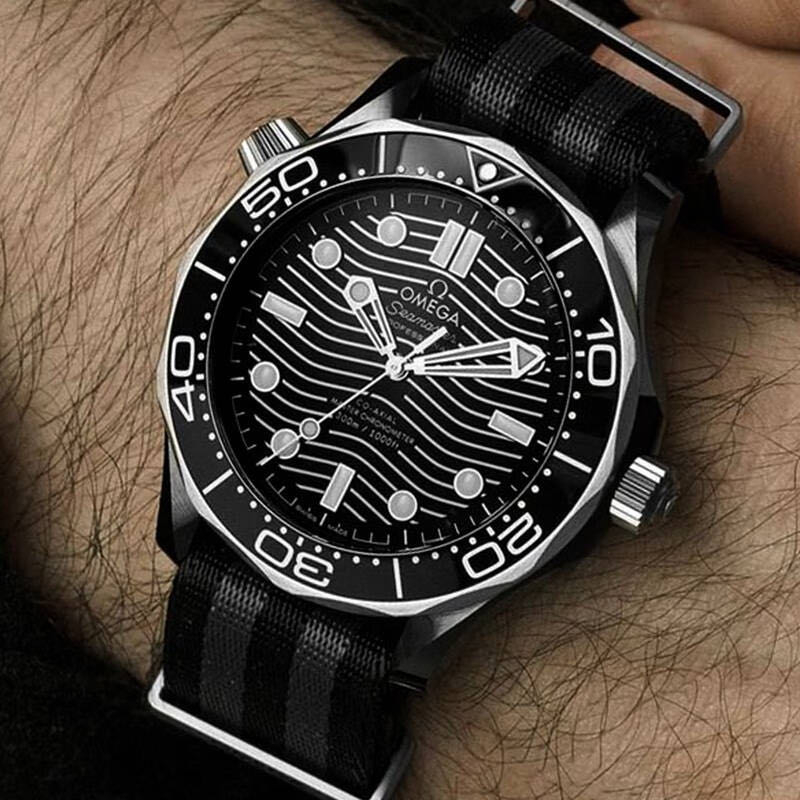 Omega 210.92.44.20.01.002