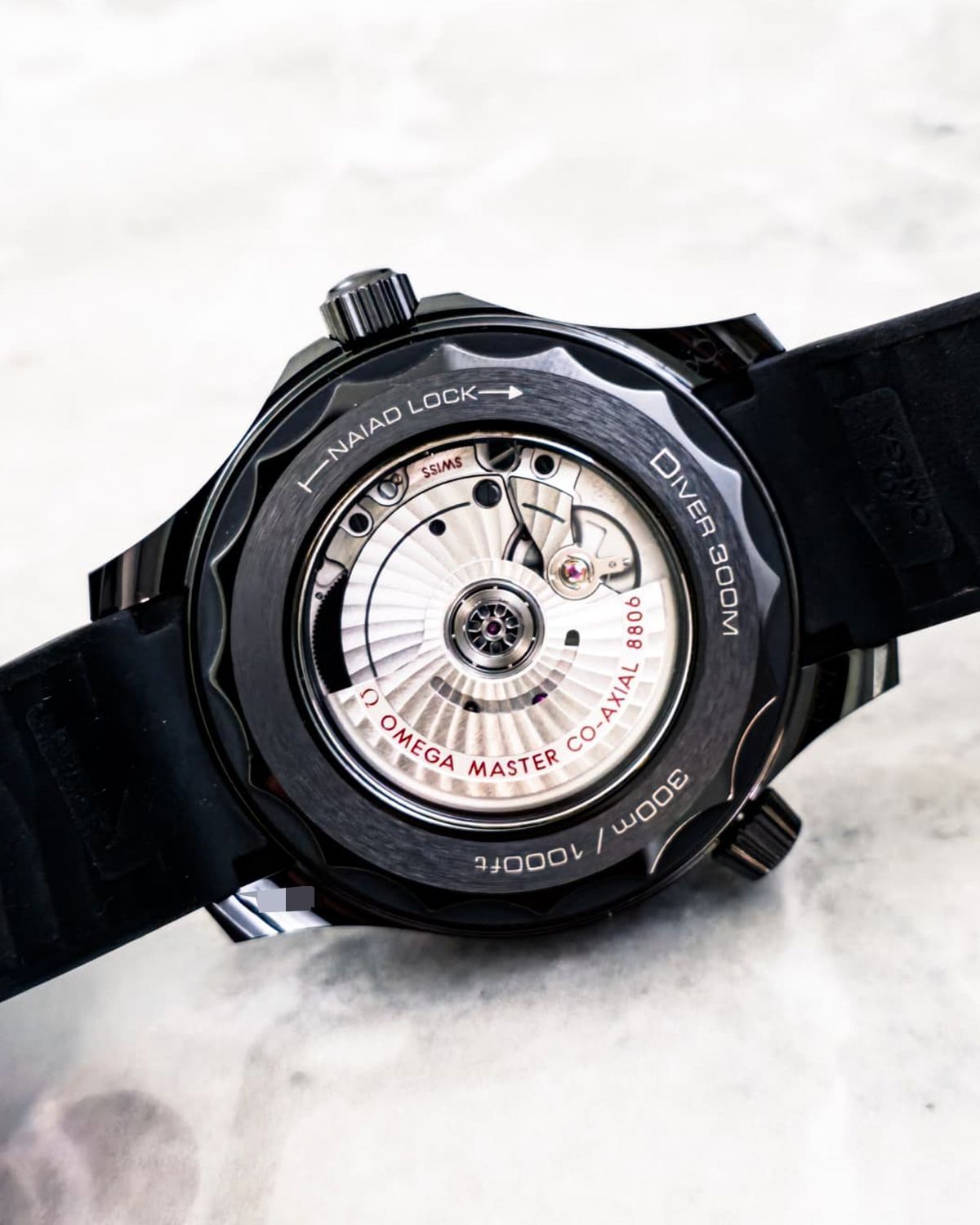 Omega 210.92.44.20.01.003