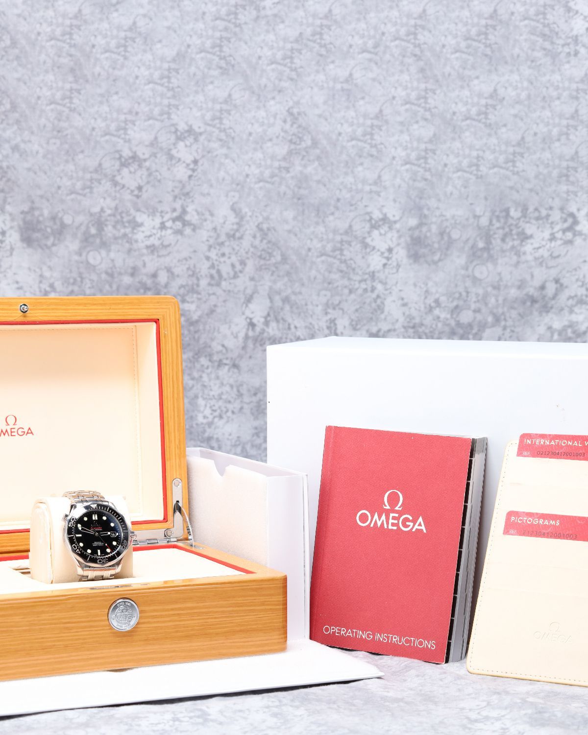 Omega 212.30.41.20.01.003