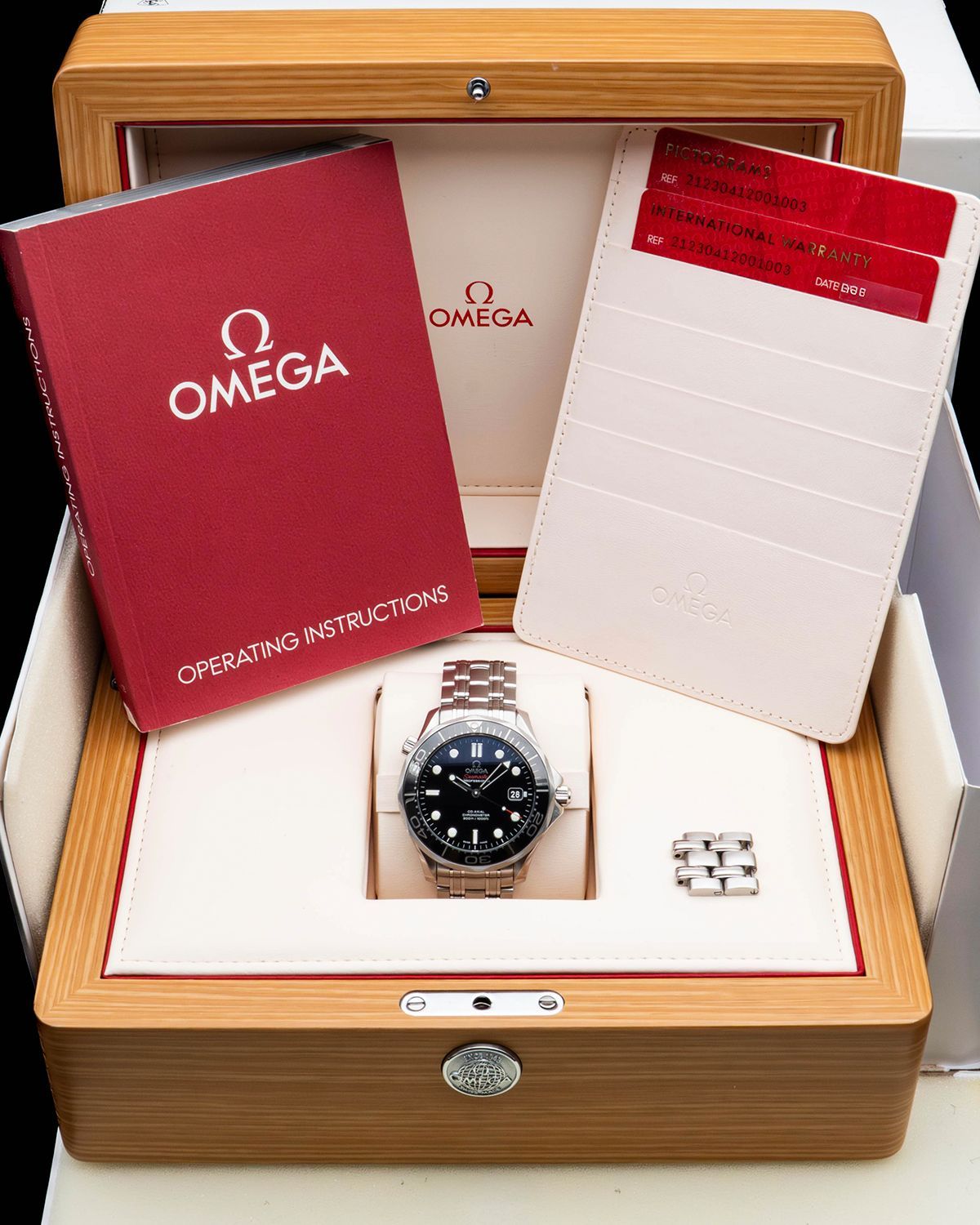 Omega 212.30.41.20.01.003
