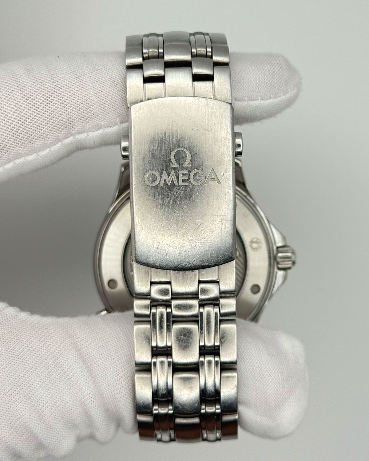 Omega 212.30.41.20.03.001
