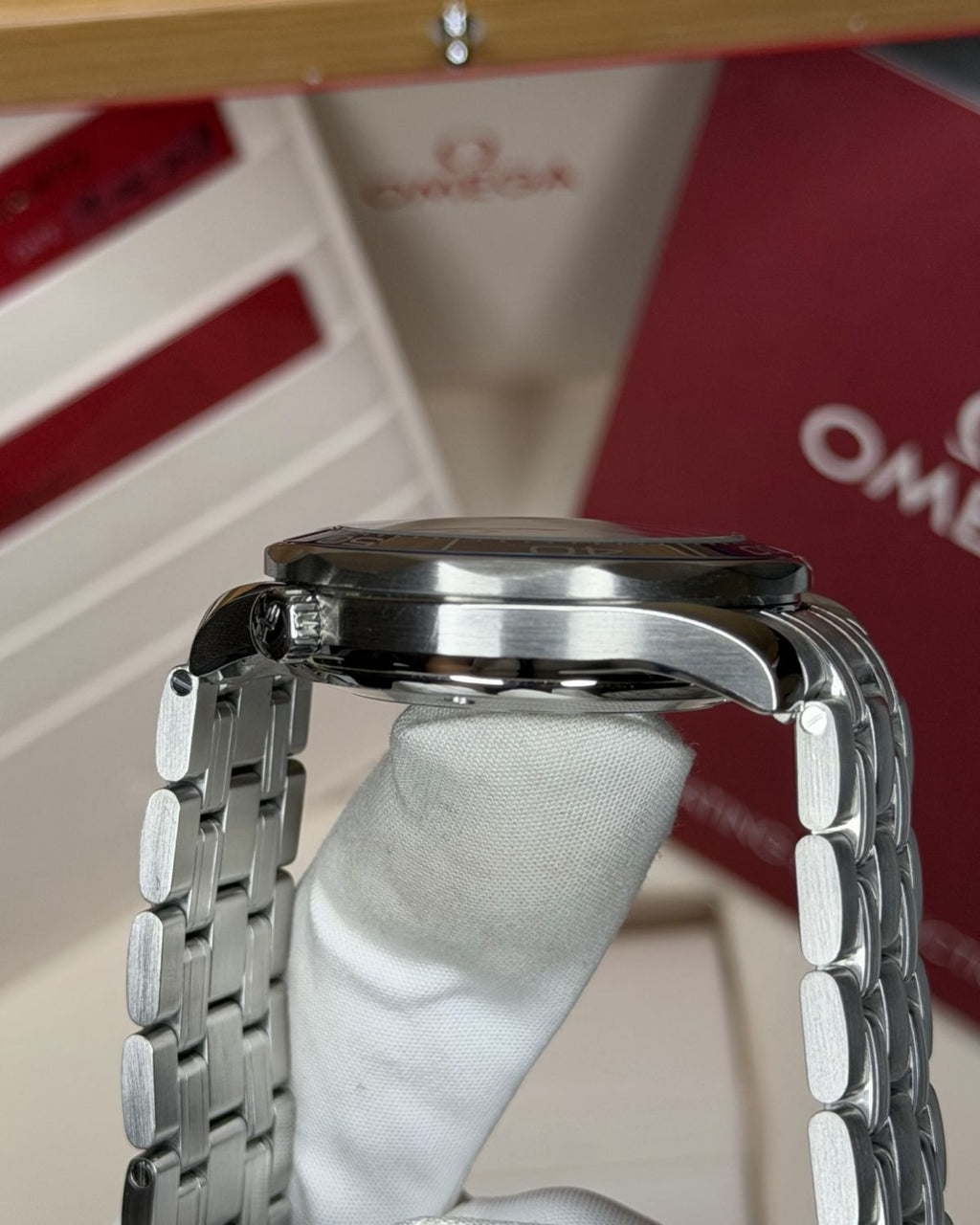 Omega 212.30.41.20.03.001