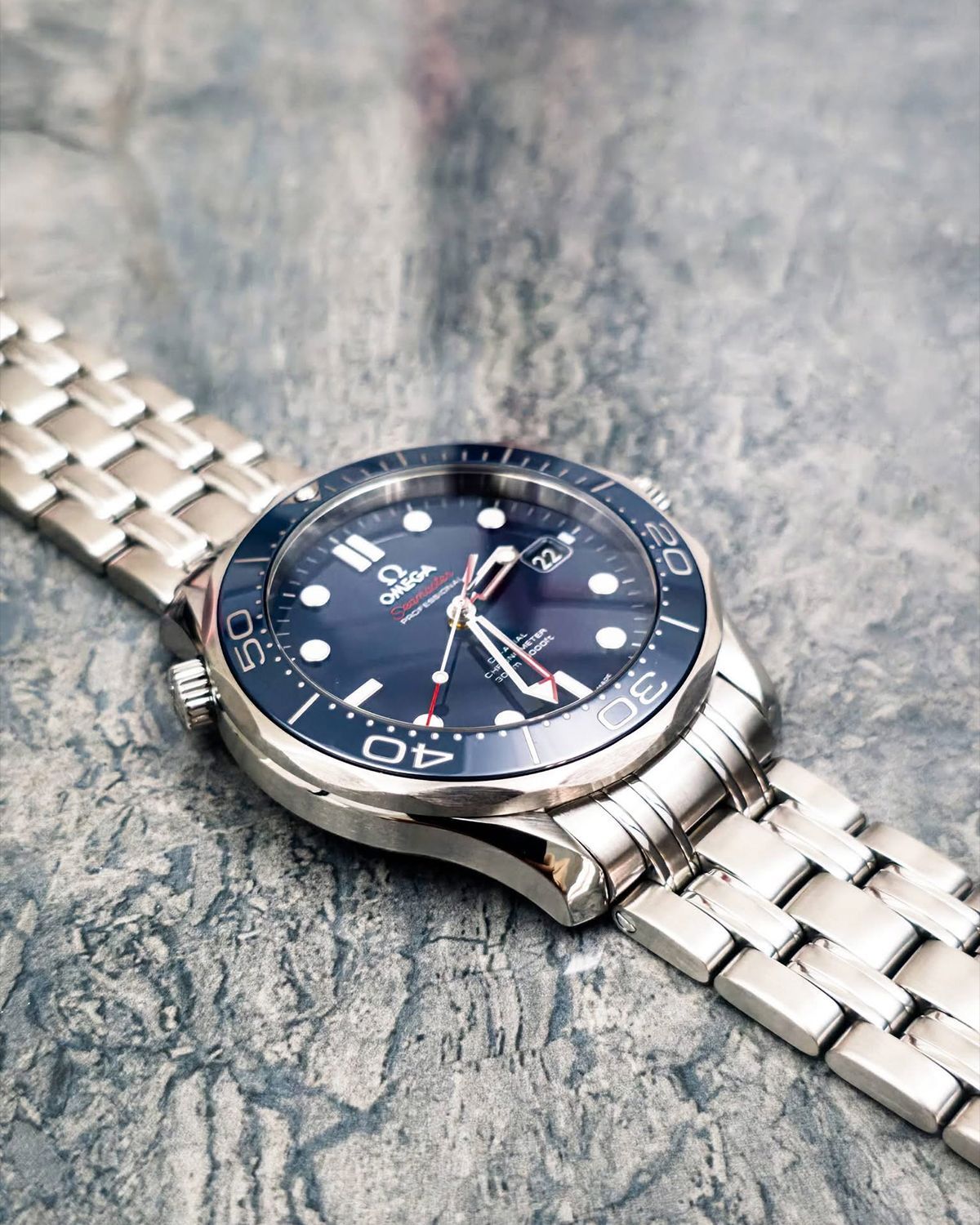 Omega 212.30.41.20.03.001