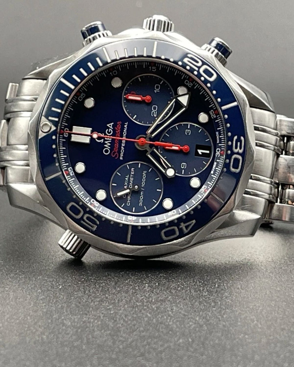 Omega 212.30.42.50.03.001