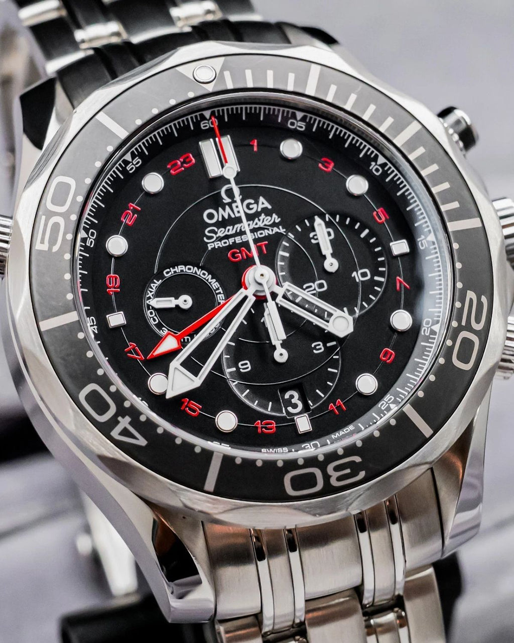 Omega 212.30.44.52.01.001