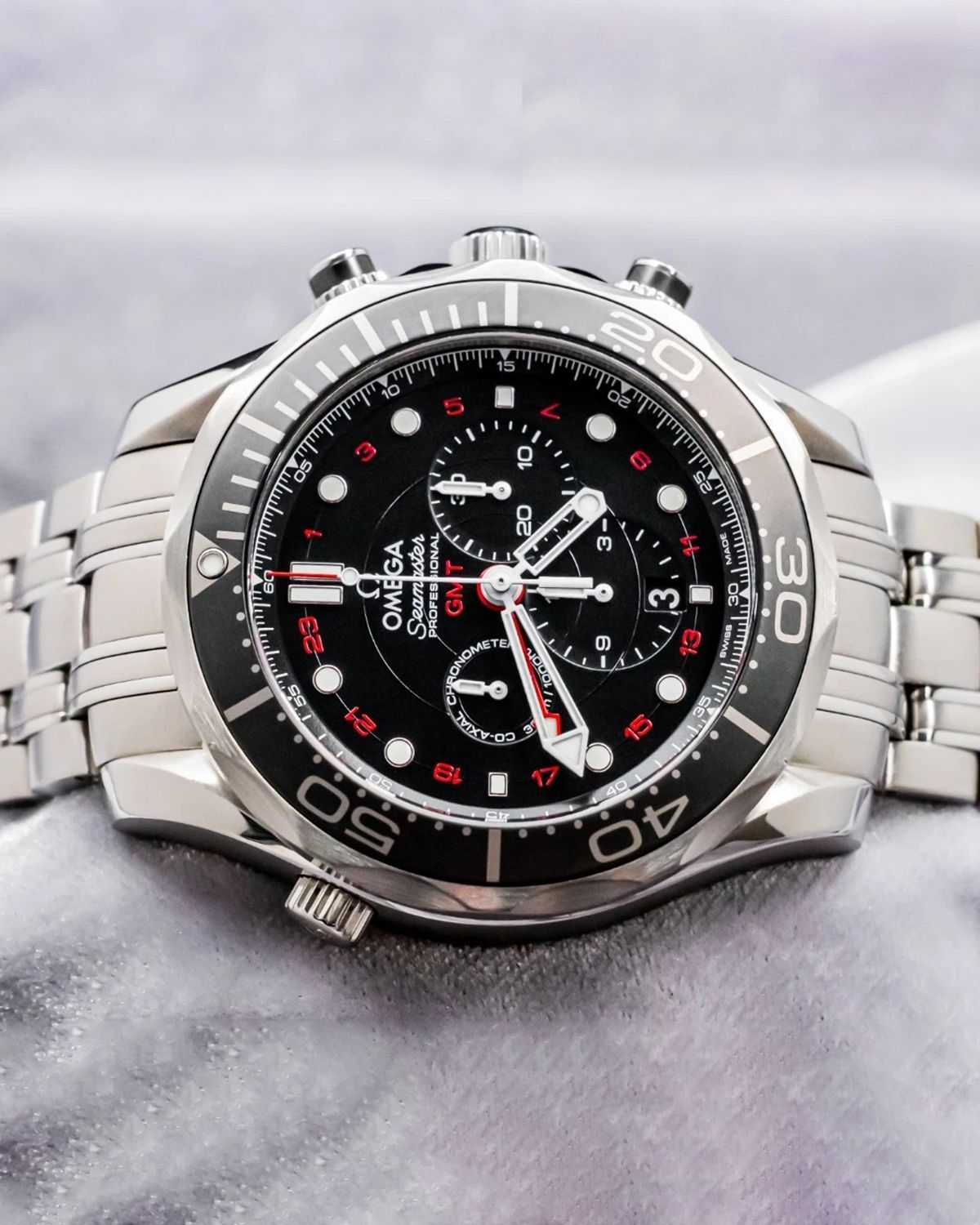 Omega 212.30.44.52.01.001