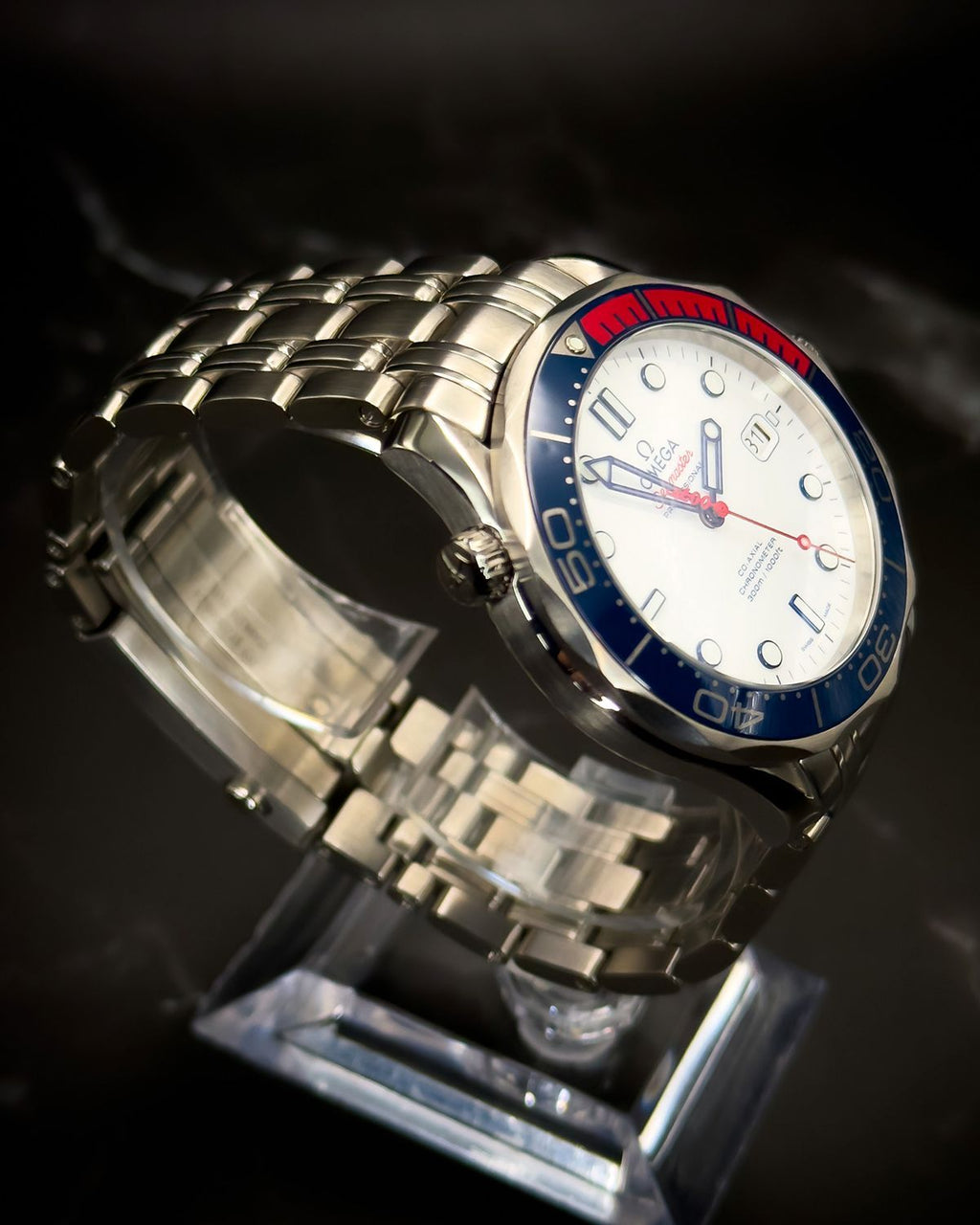 Omega 212.32.41.20.04.001