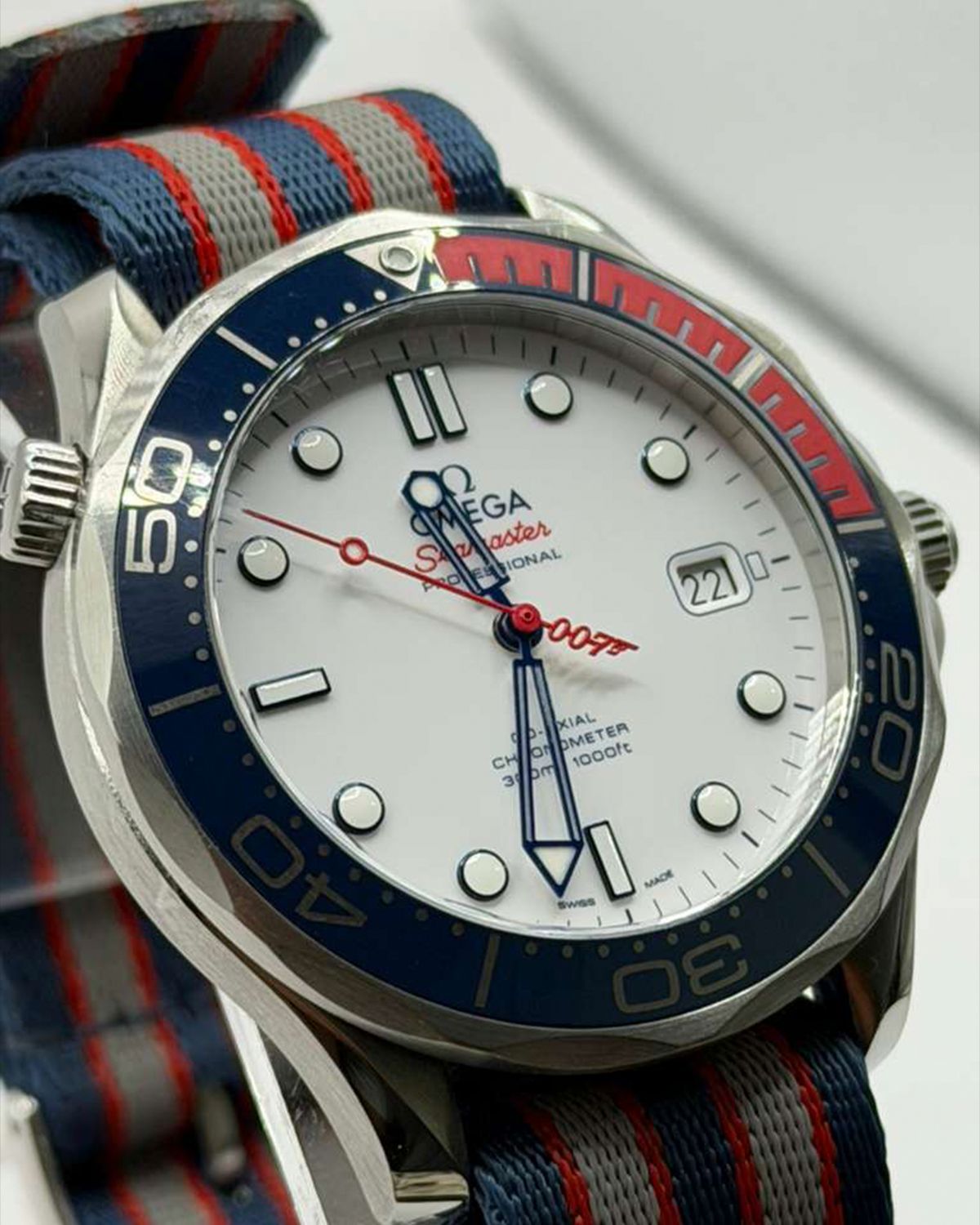 Omega 212.32.41.20.04.001