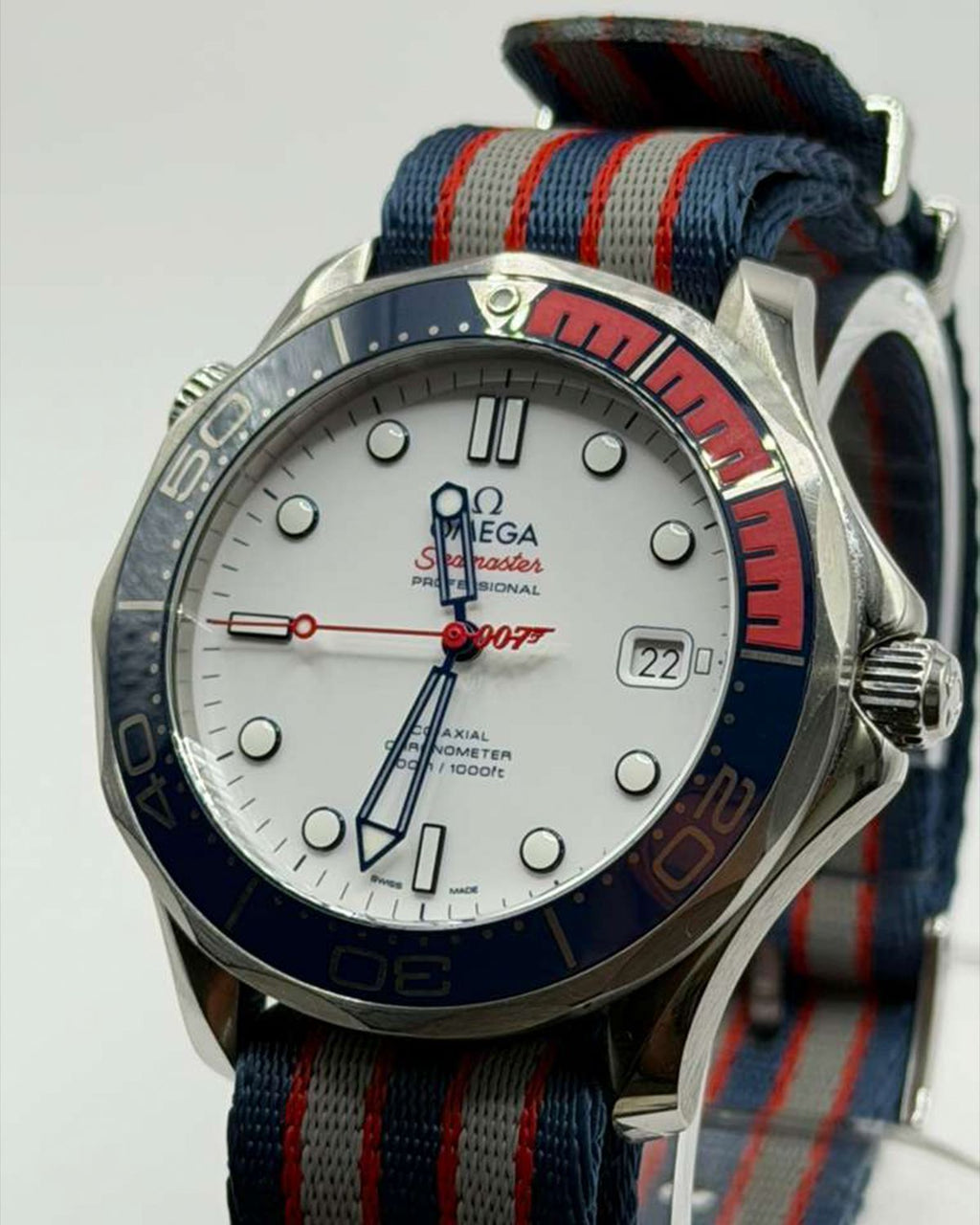 Omega 212.32.41.20.04.001
