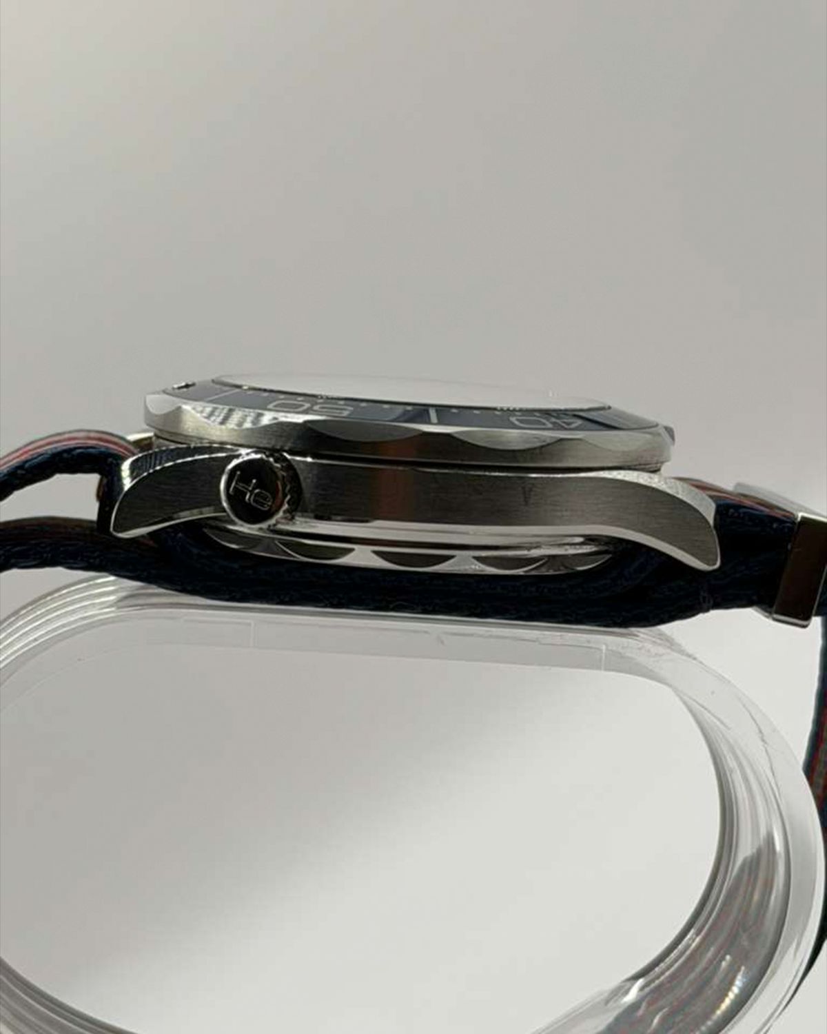 Omega 212.32.41.20.04.001