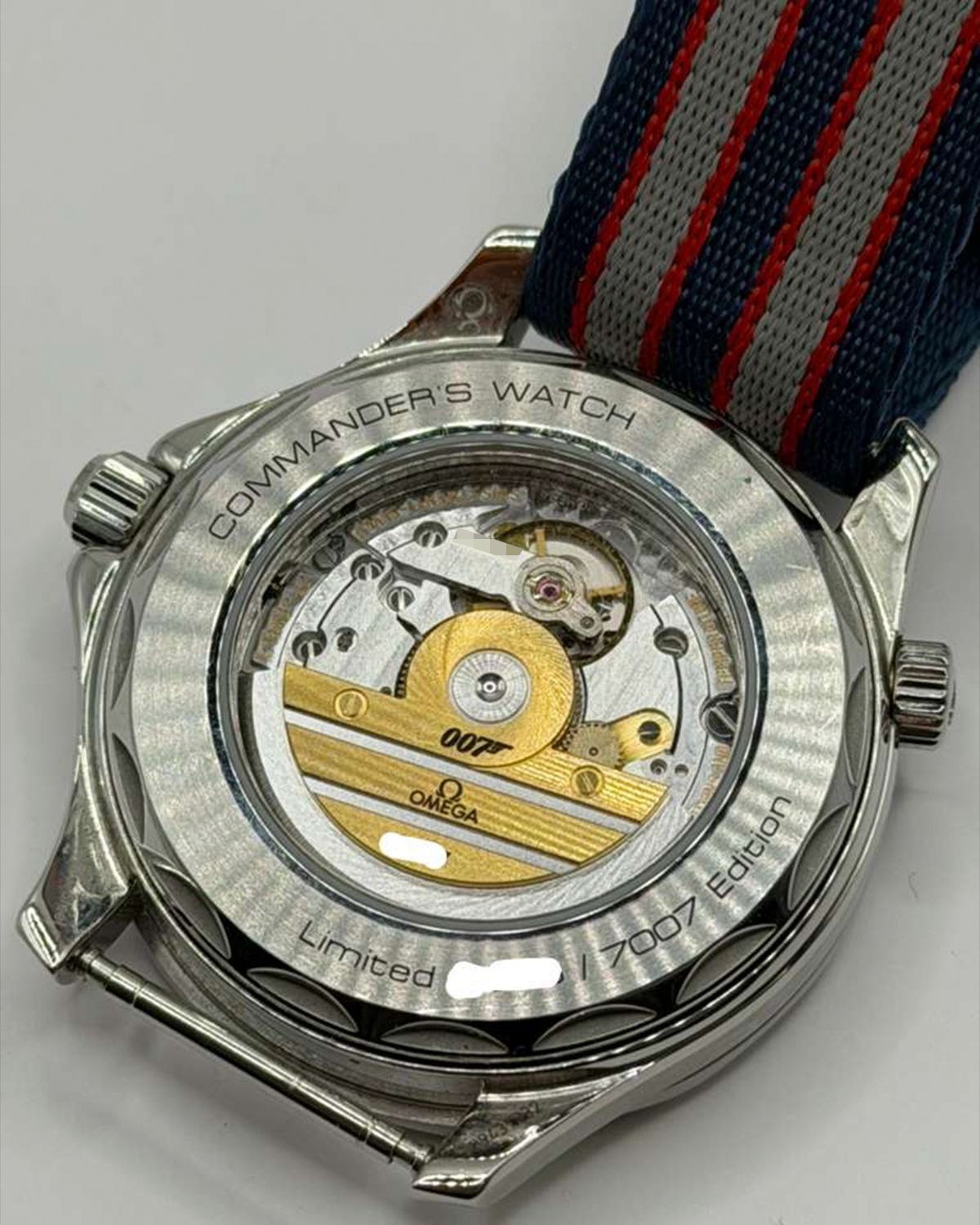 Omega 212.32.41.20.04.001