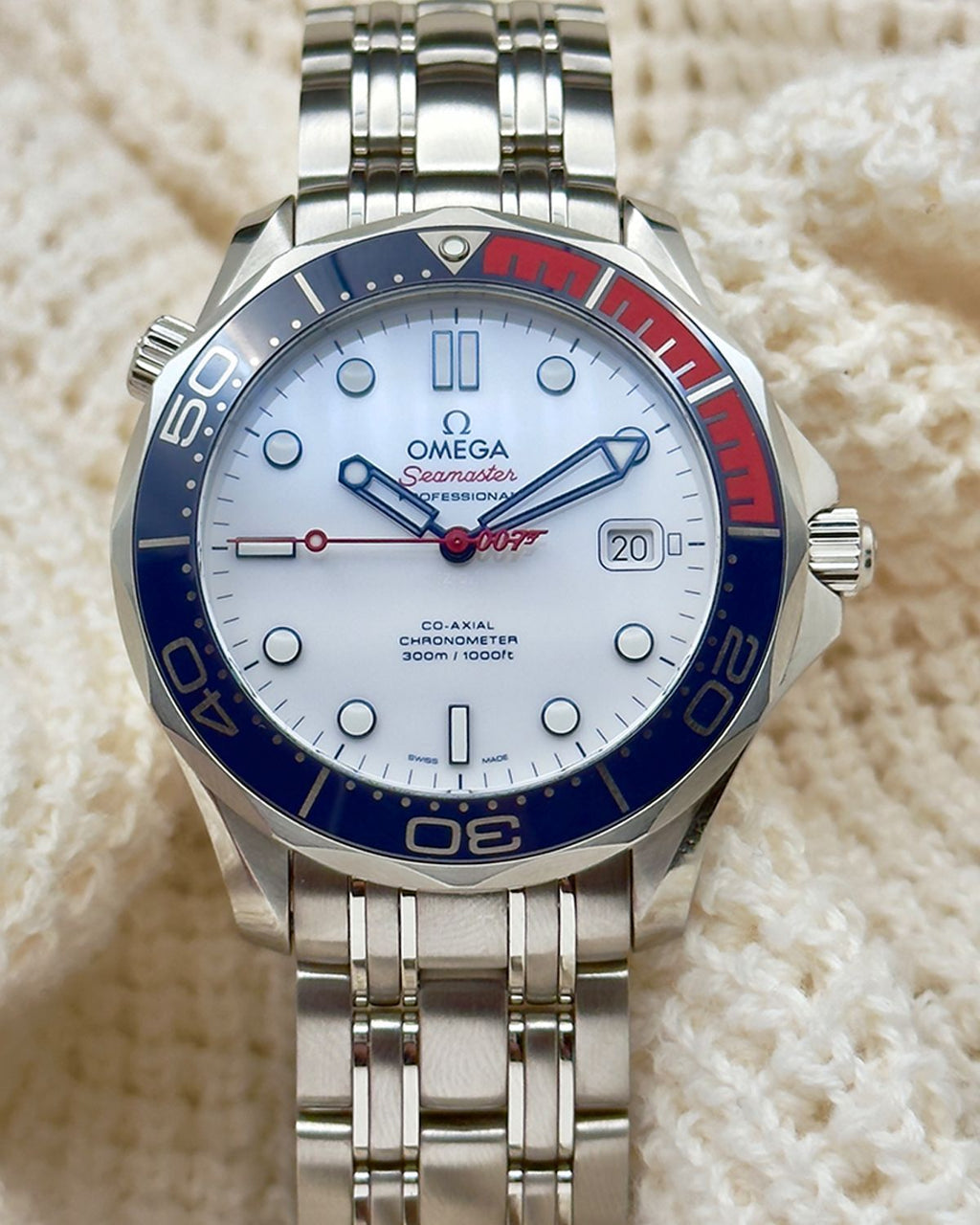 Omega 212.32.41.20.04.001