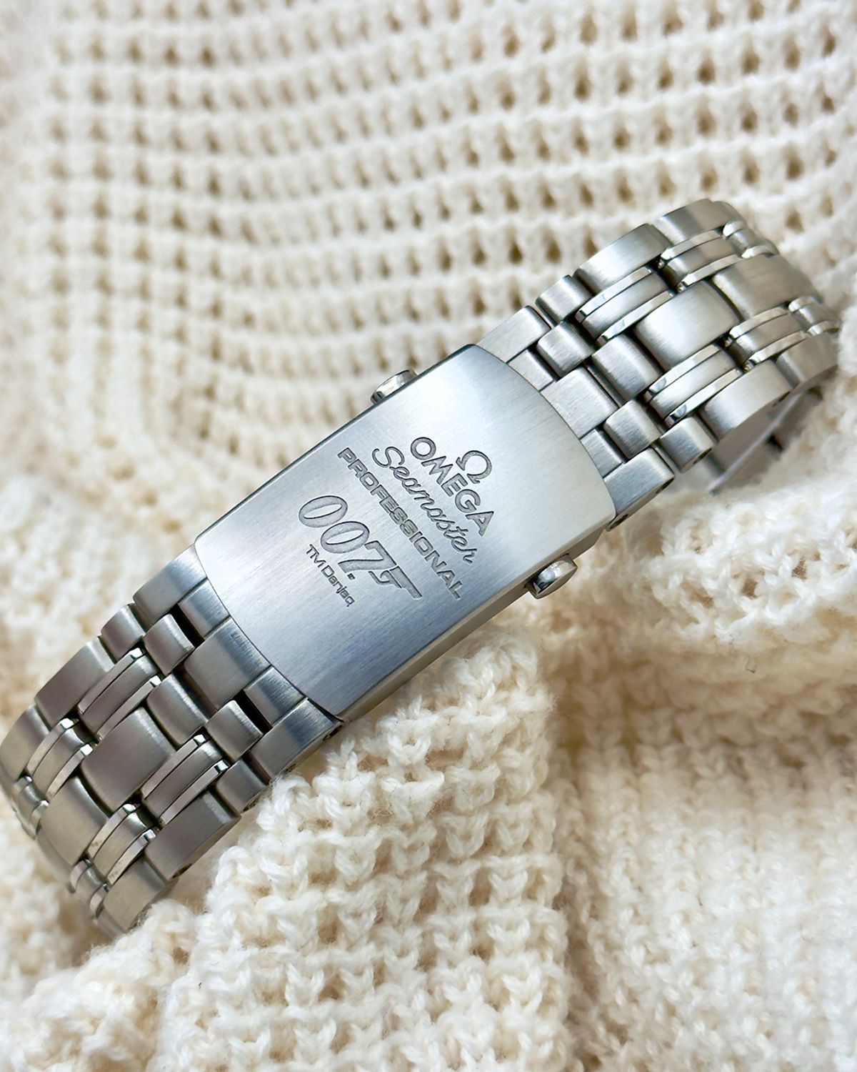 Omega 212.32.41.20.04.001