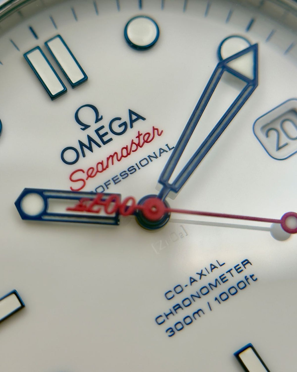 Omega 212.32.41.20.04.001