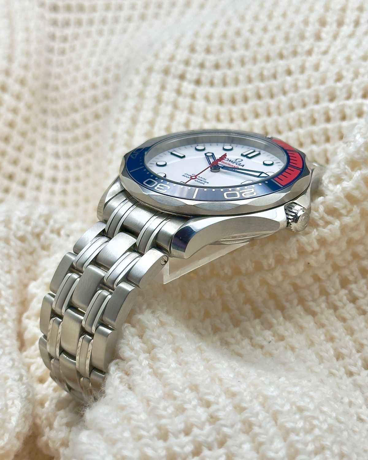 Omega 212.32.41.20.04.001