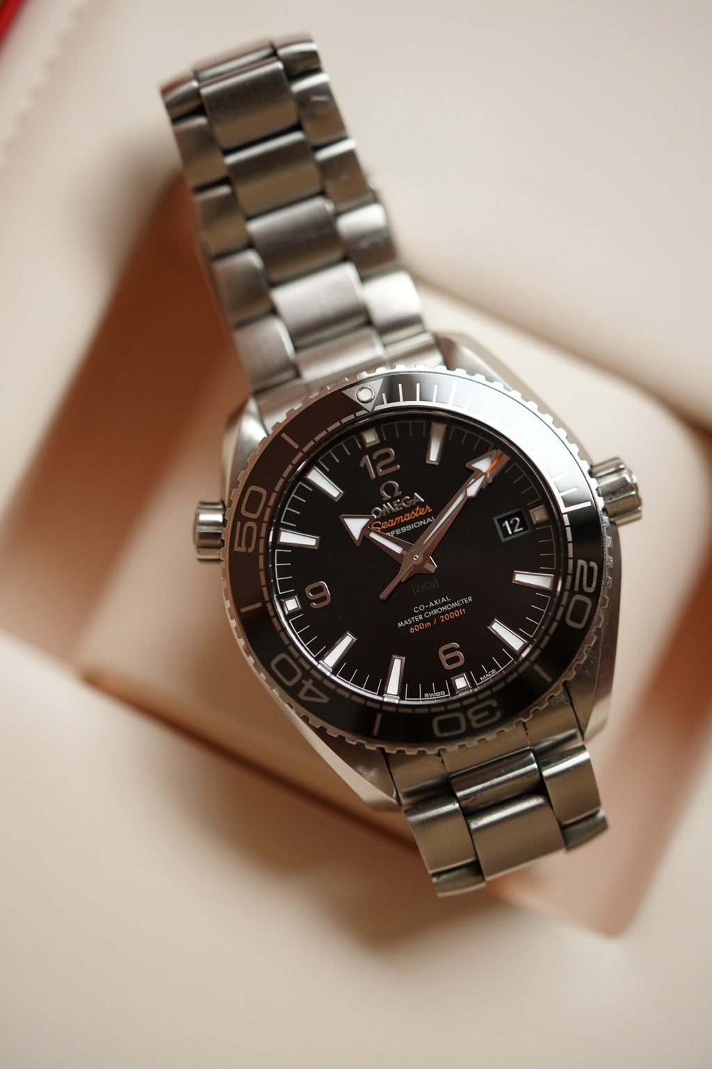Omega 215.30.44.21.01.001