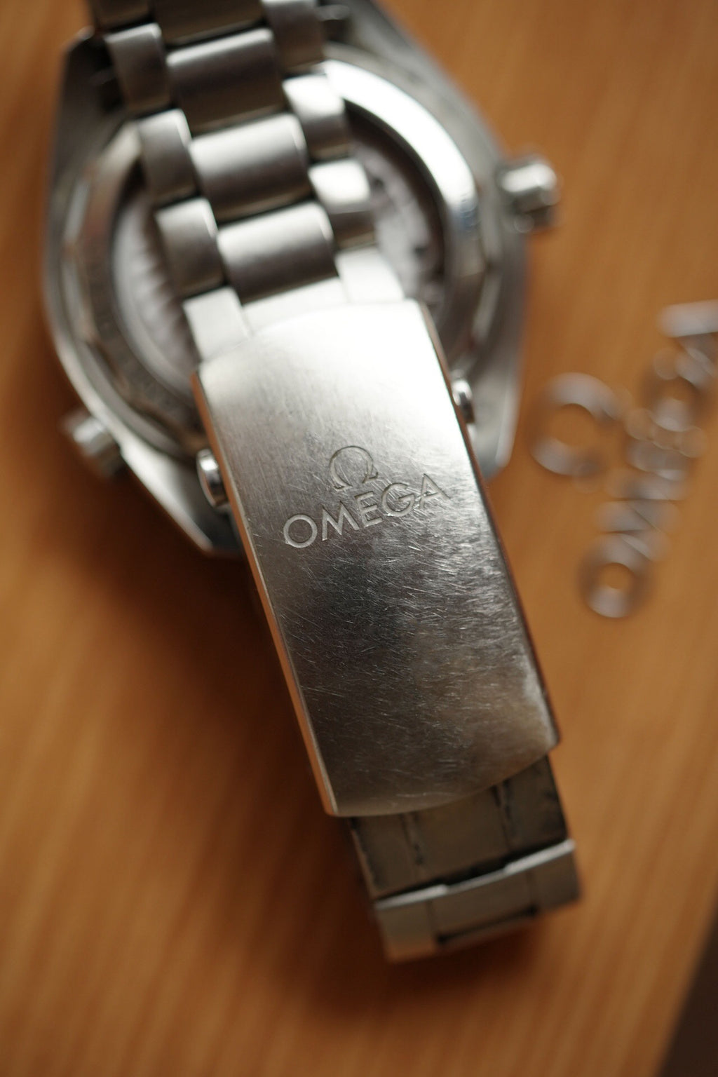 Omega 215.30.44.21.01.001