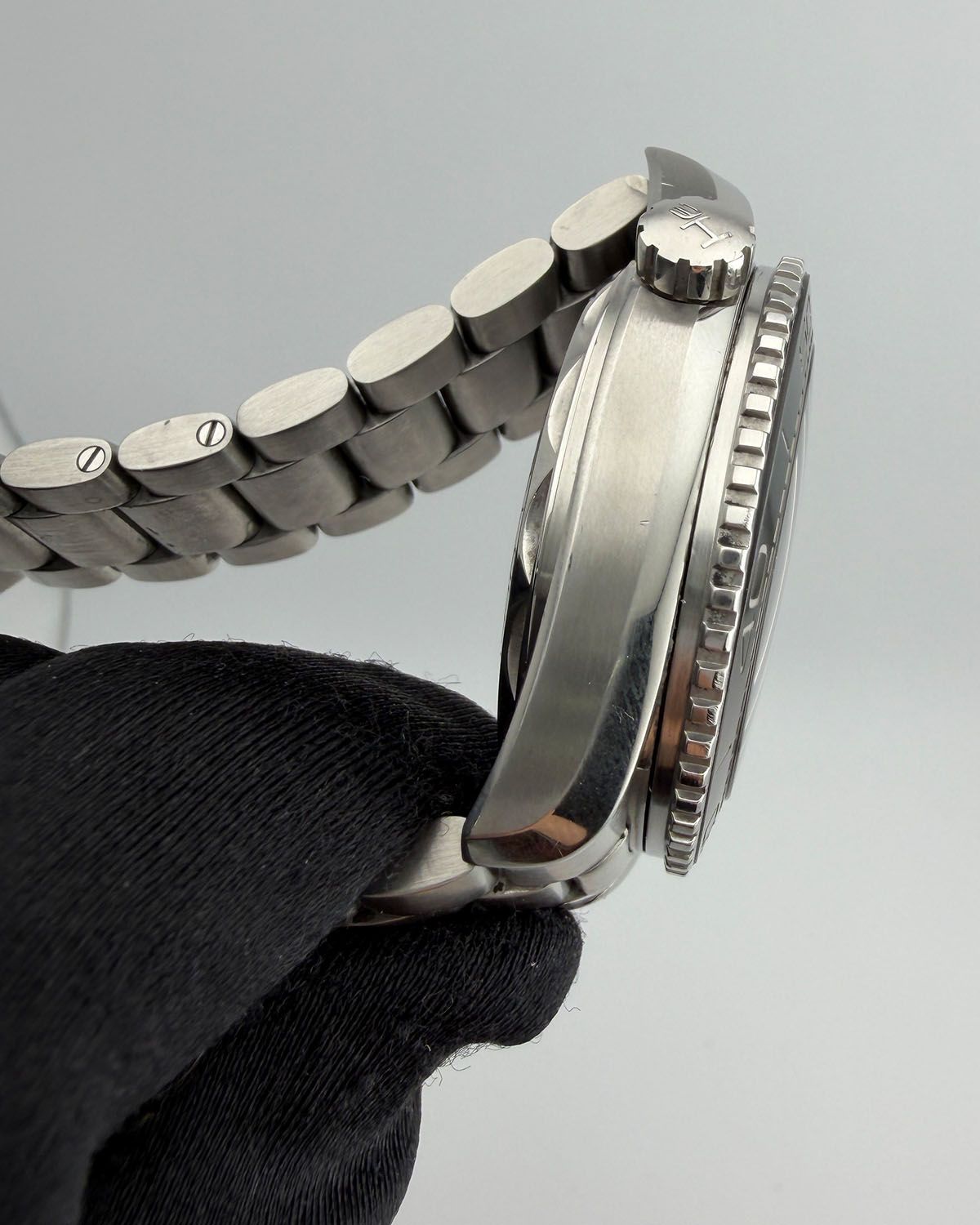 Omega 215.30.44.21.01.002