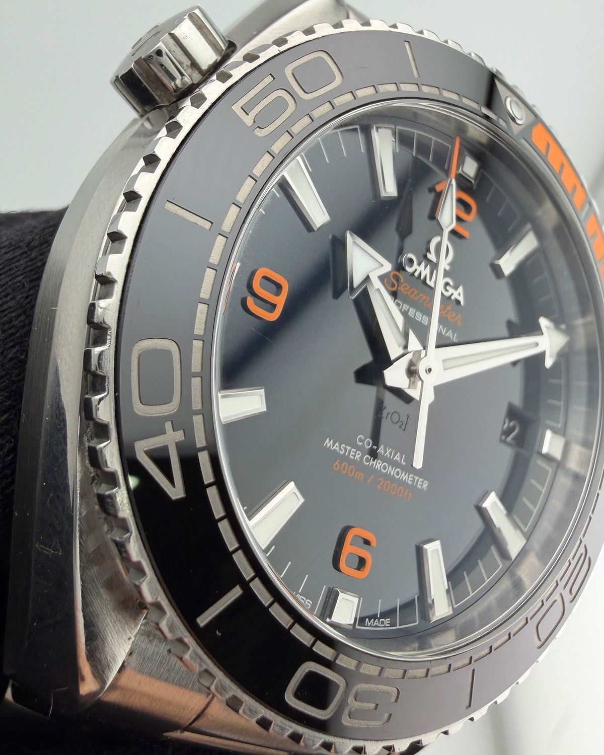 Omega 215.30.44.21.01.002