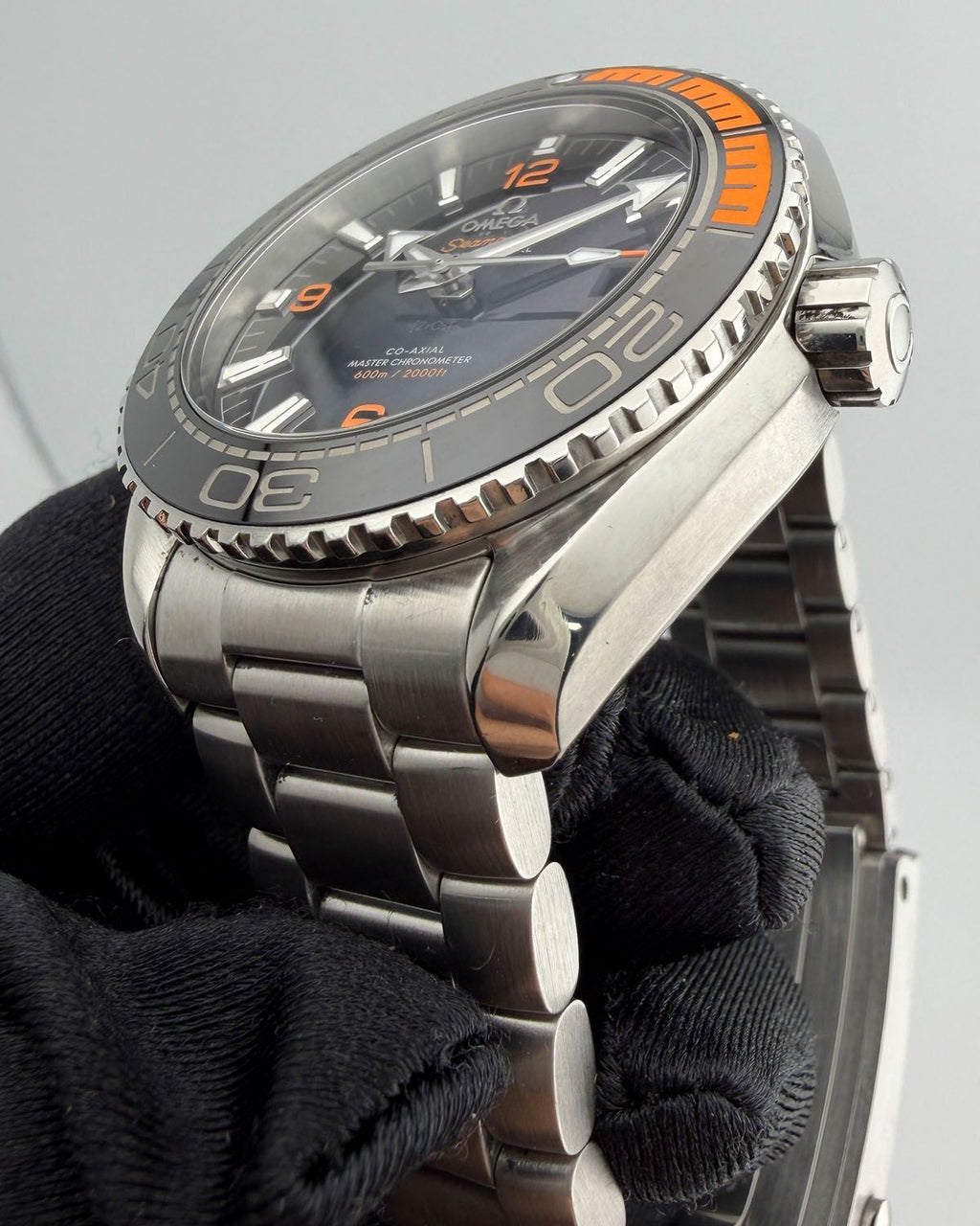 Omega 215.30.44.21.01.002