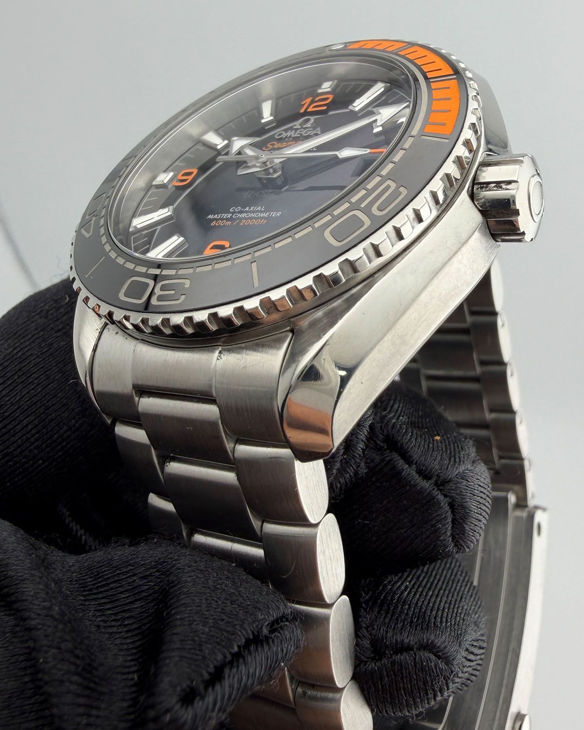Omega 215.30.44.21.01.002