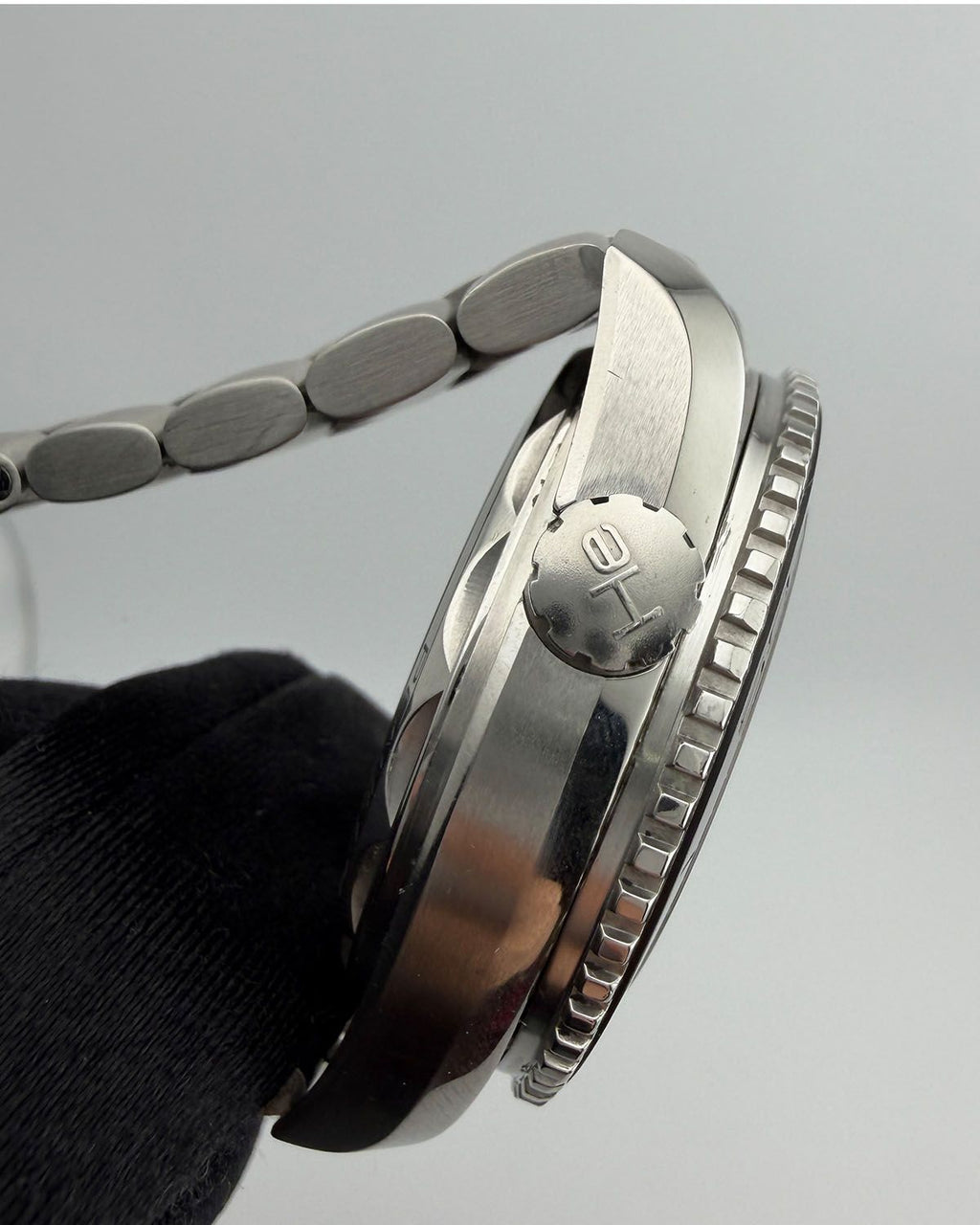Omega 215.30.44.21.01.002