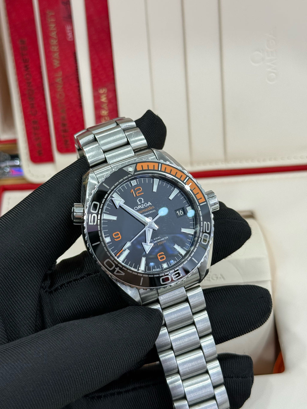 Omega 215.30.44.21.01.002