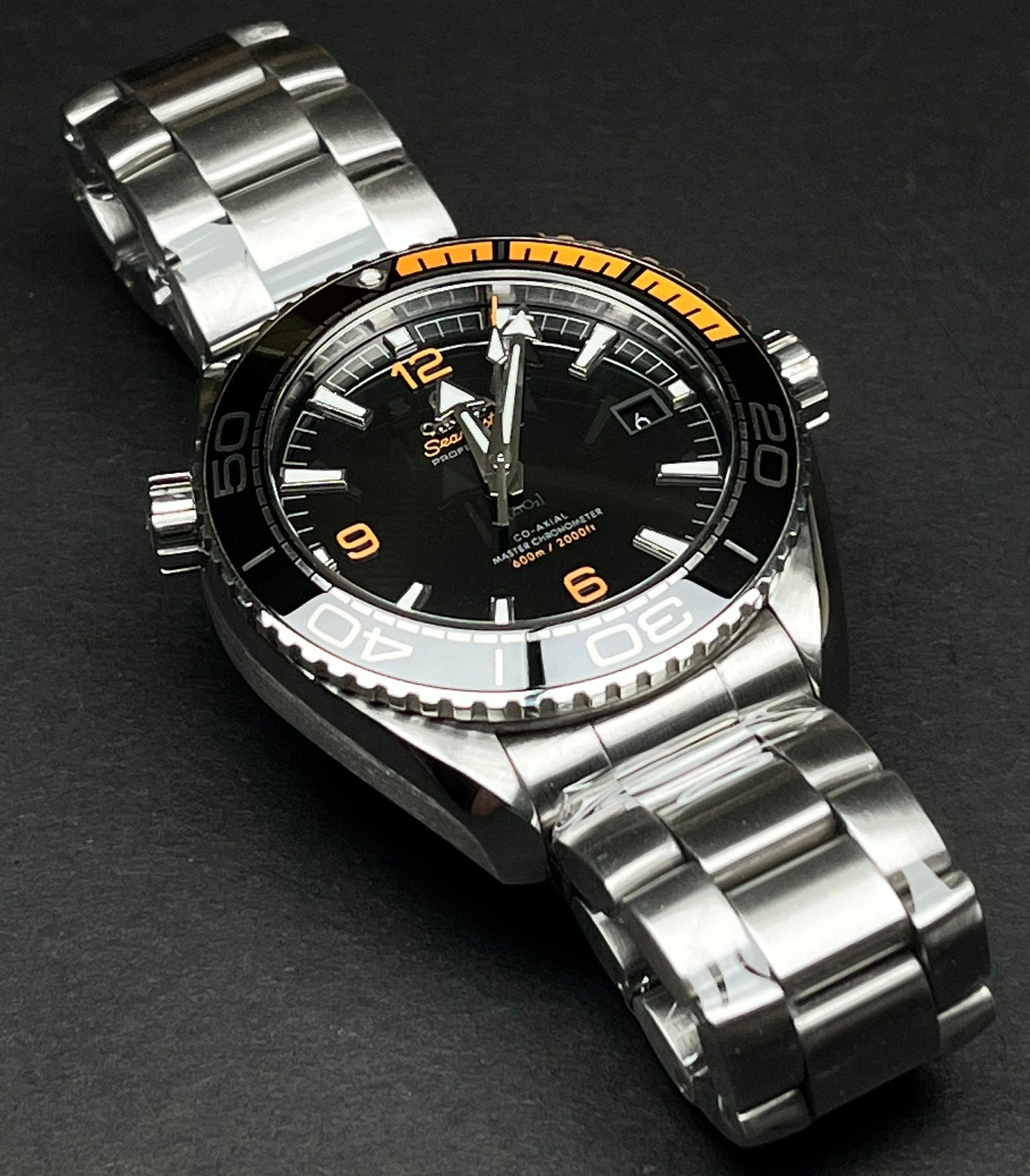 Omega 215.30.44.21.01.002