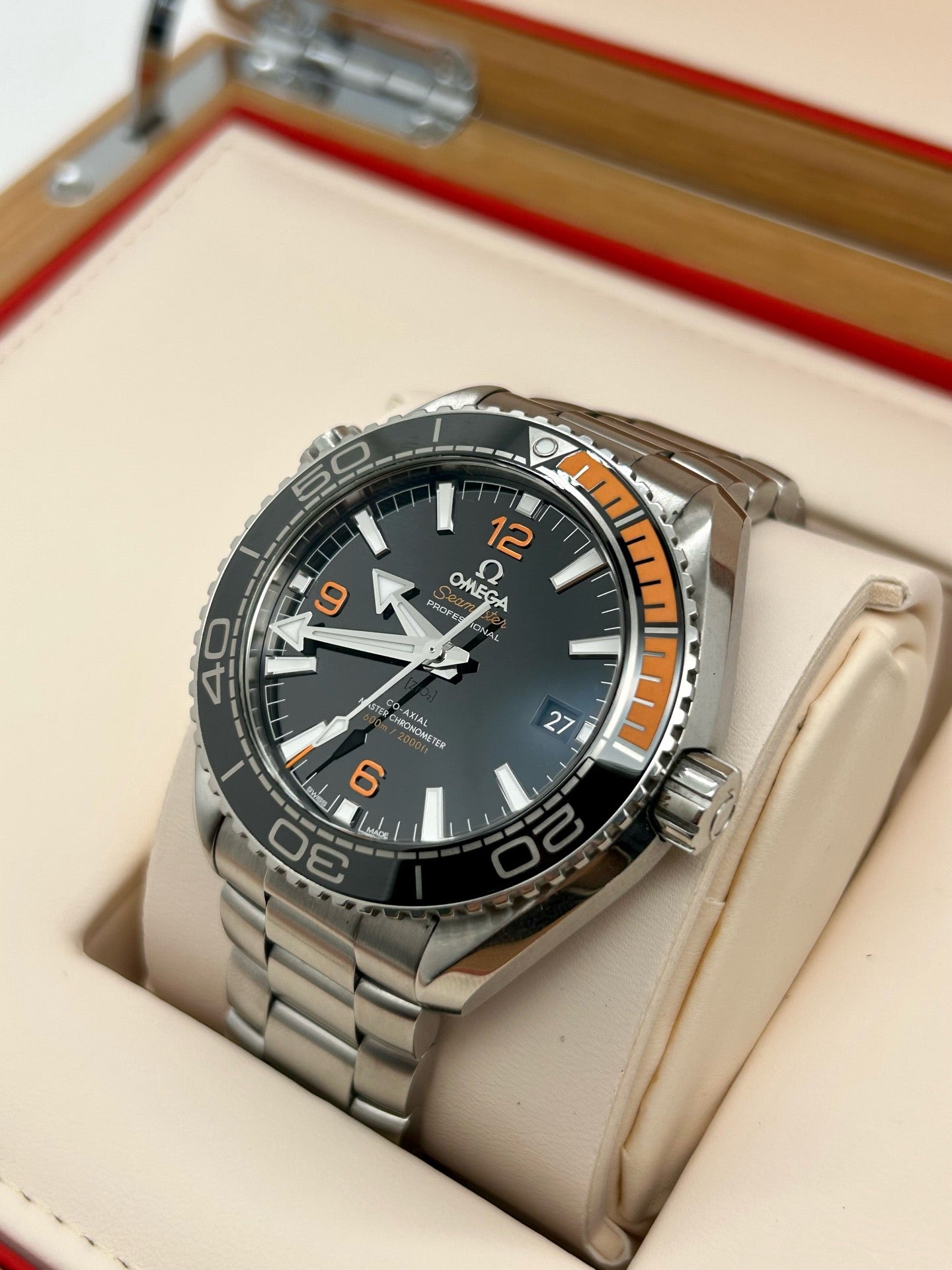 Omega 215.30.44.21.01.002