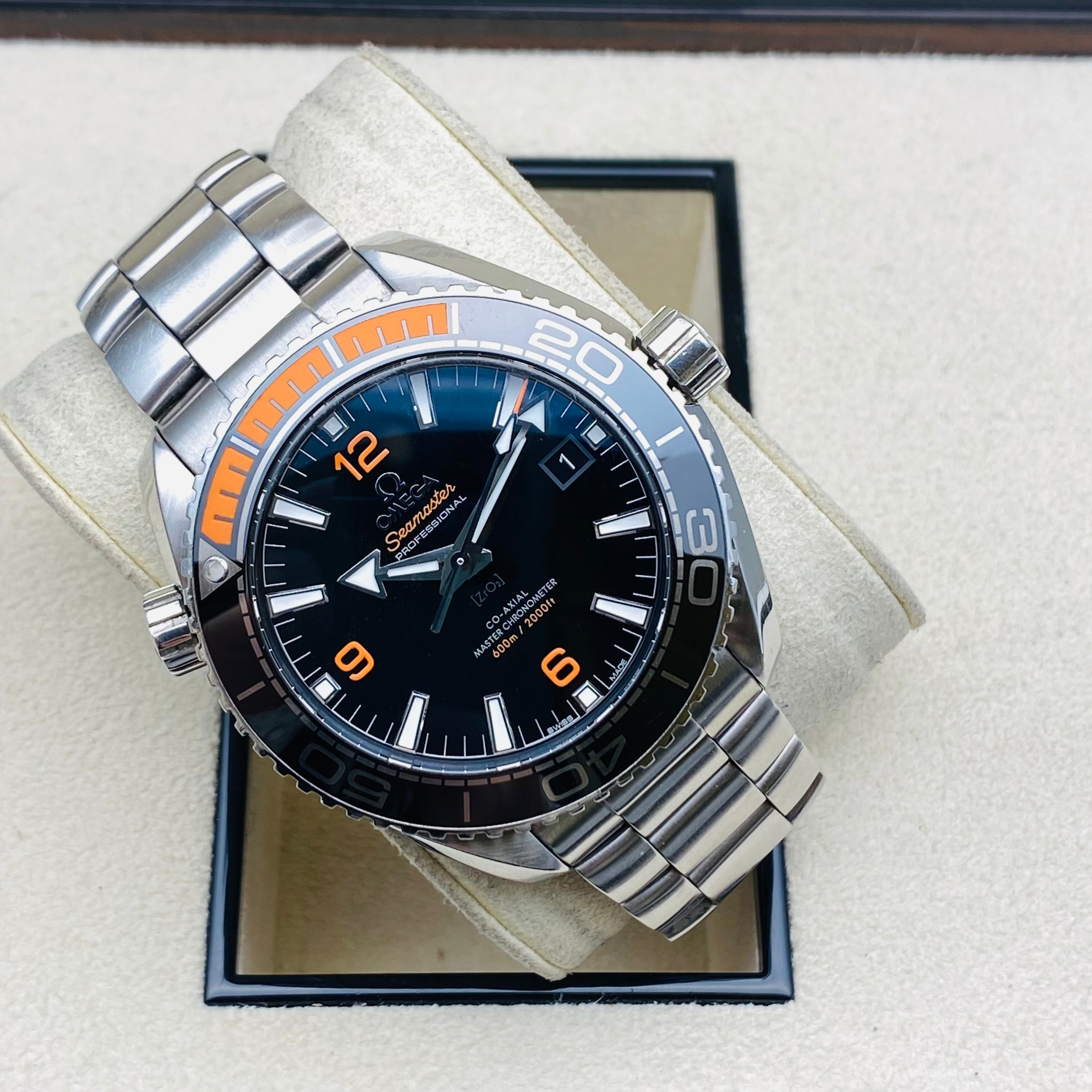 Omega 215.30.44.21.01.002