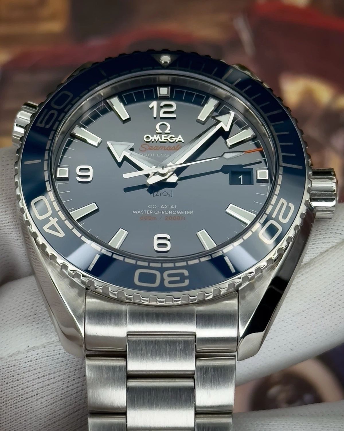 Omega 215.30.44.21.03.001
