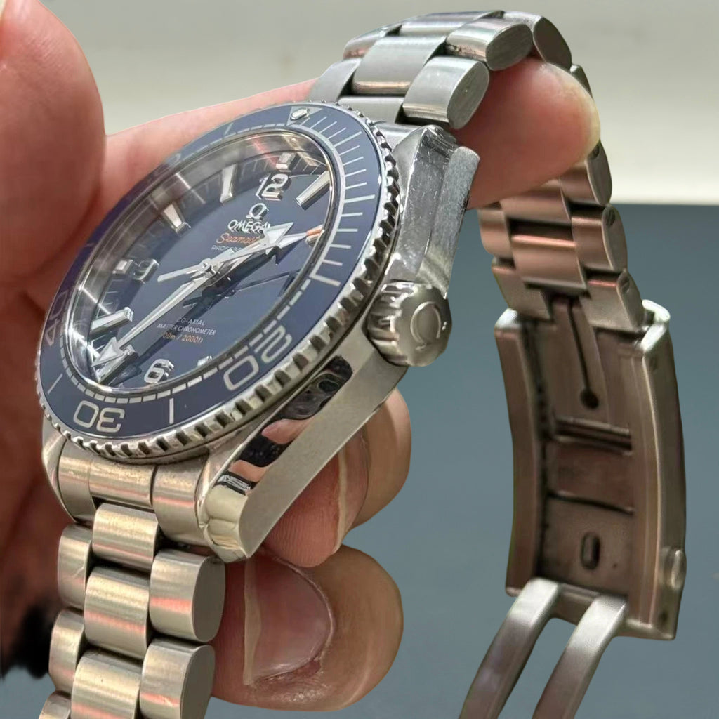 Omega 215.30.44.21.03.001