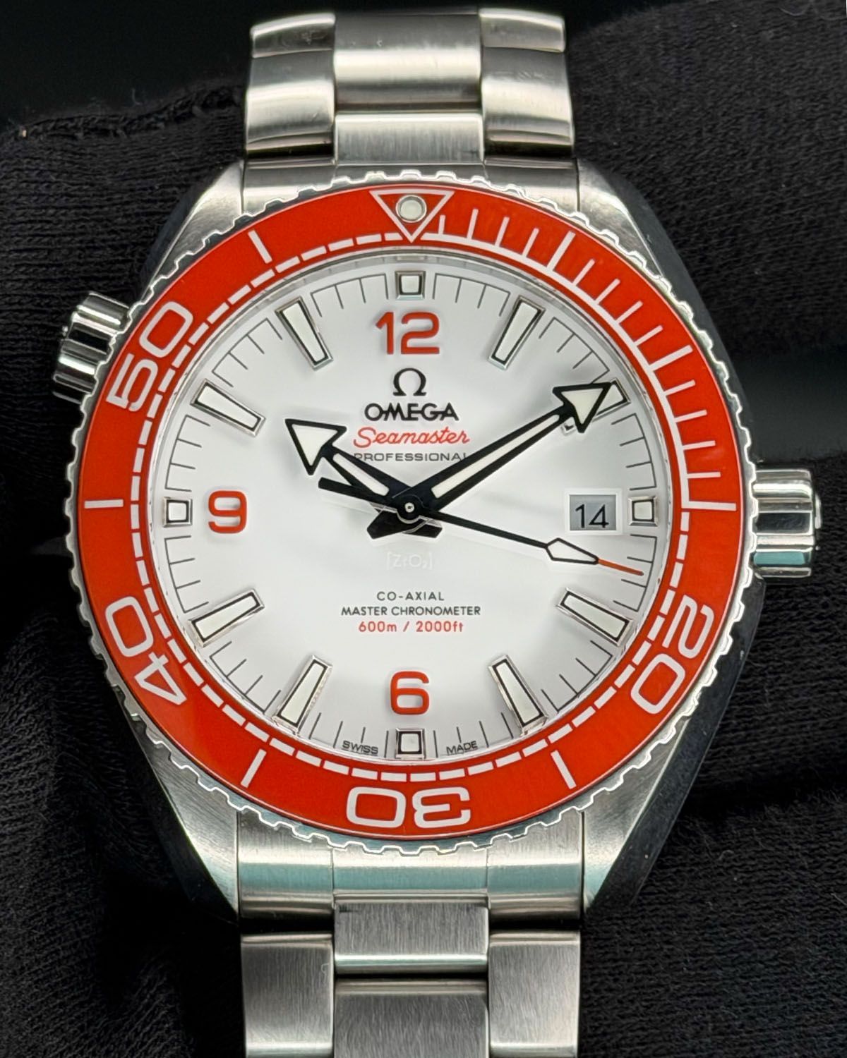 Omega 215.30.44.21.04.001