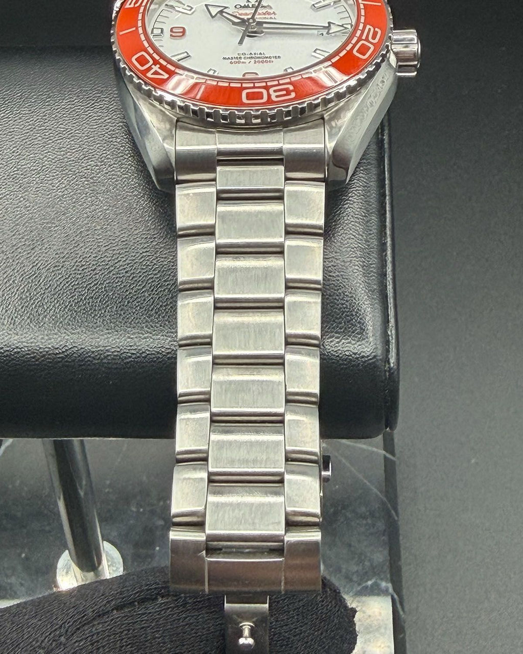 Omega 215.30.44.21.04.001