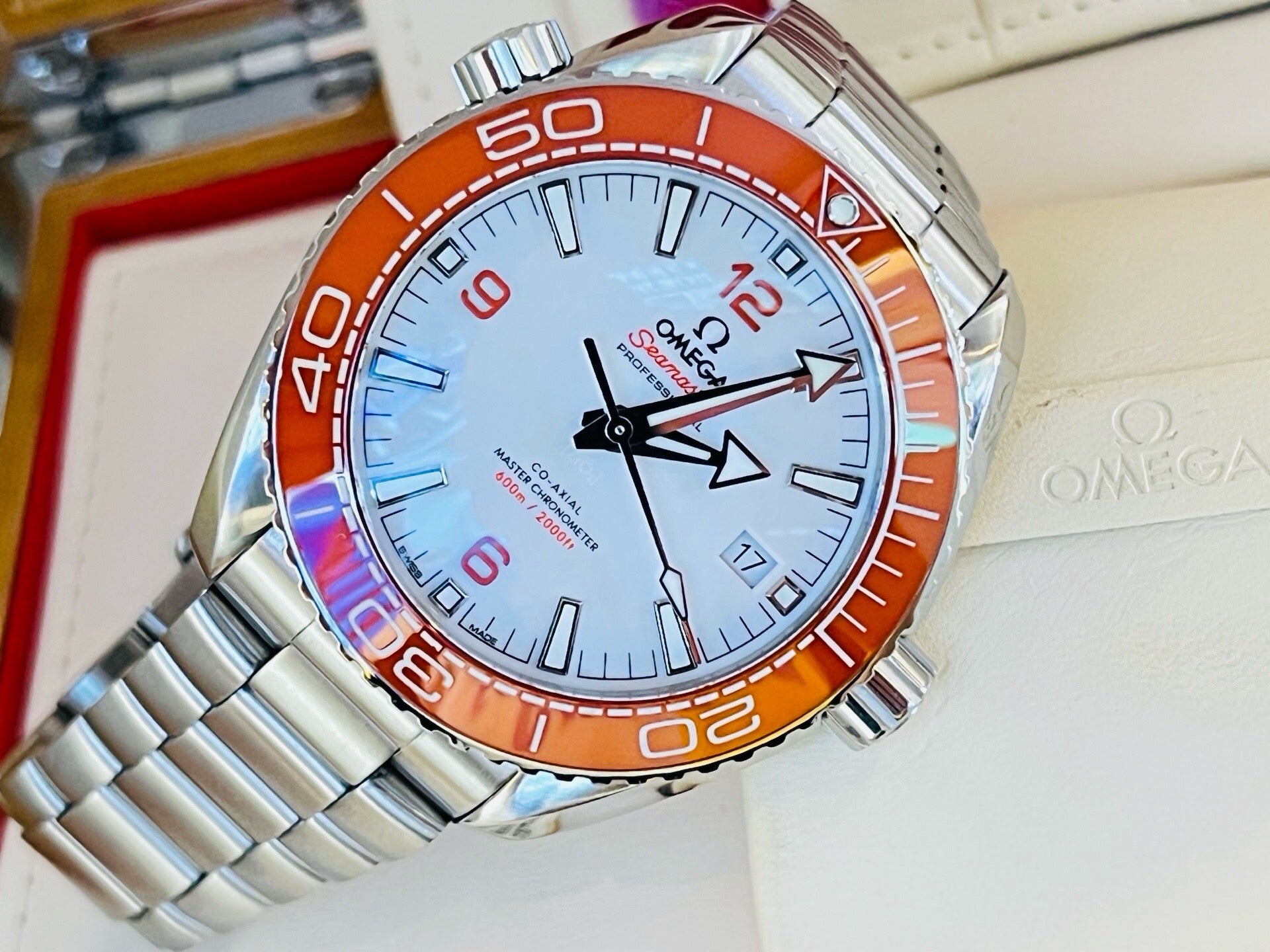 Omega 215.30.44.21.04.001