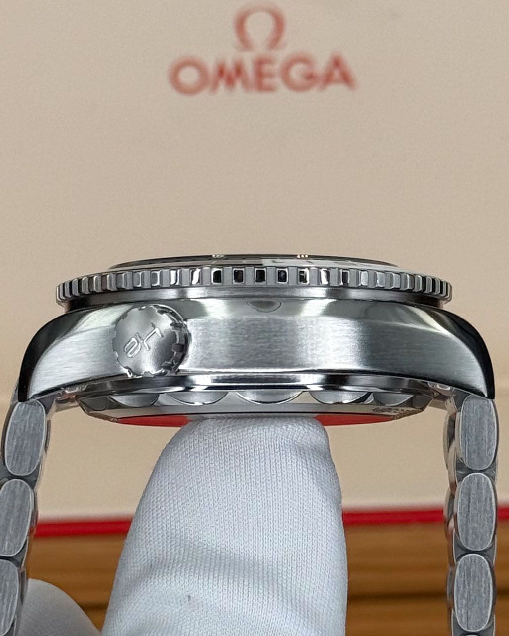 Omega 215.30.44.22.01.001